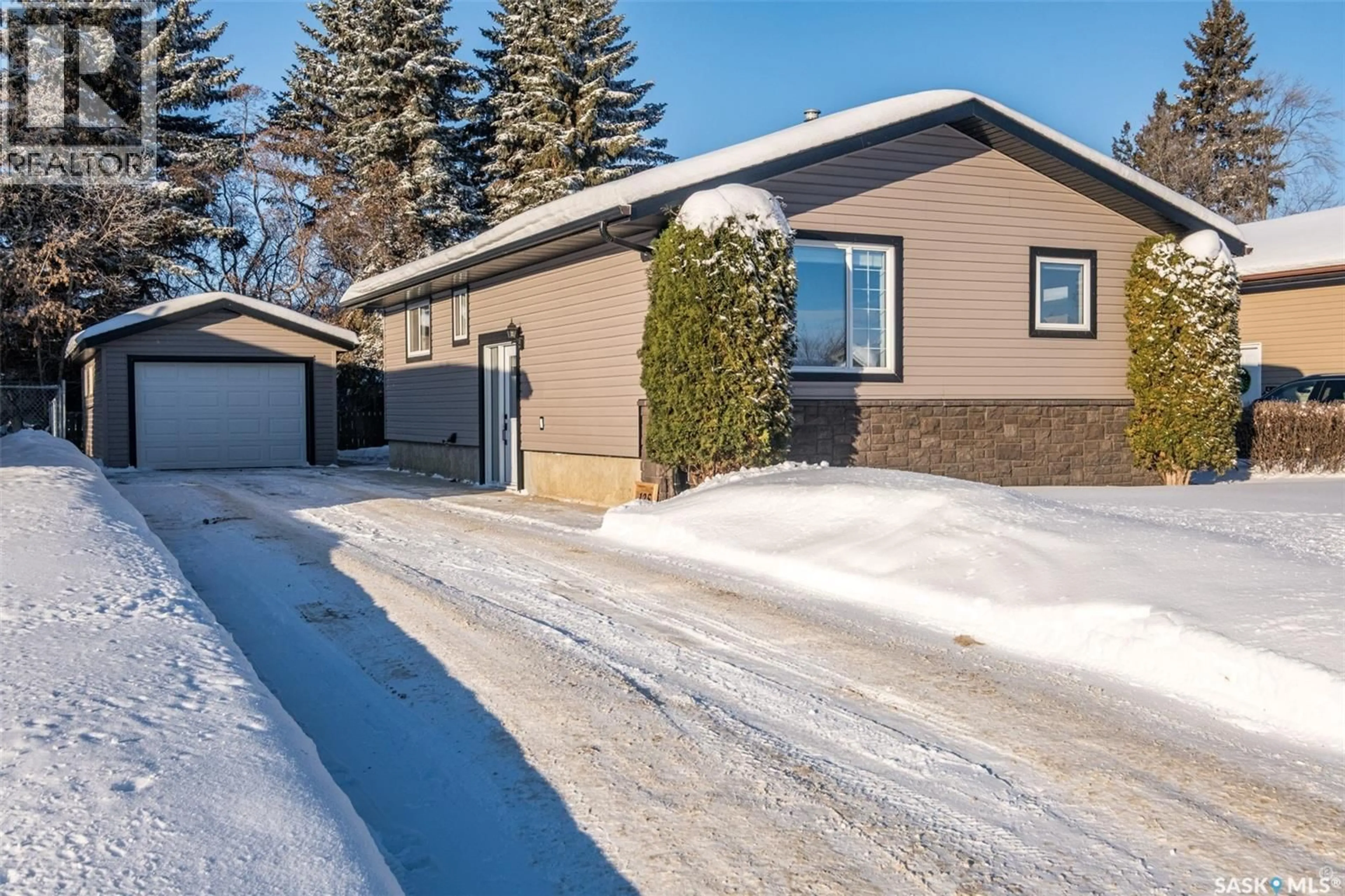 Unknown for 125 MCINTOSH DRIVE, Prince Albert Saskatchewan S6V6H2