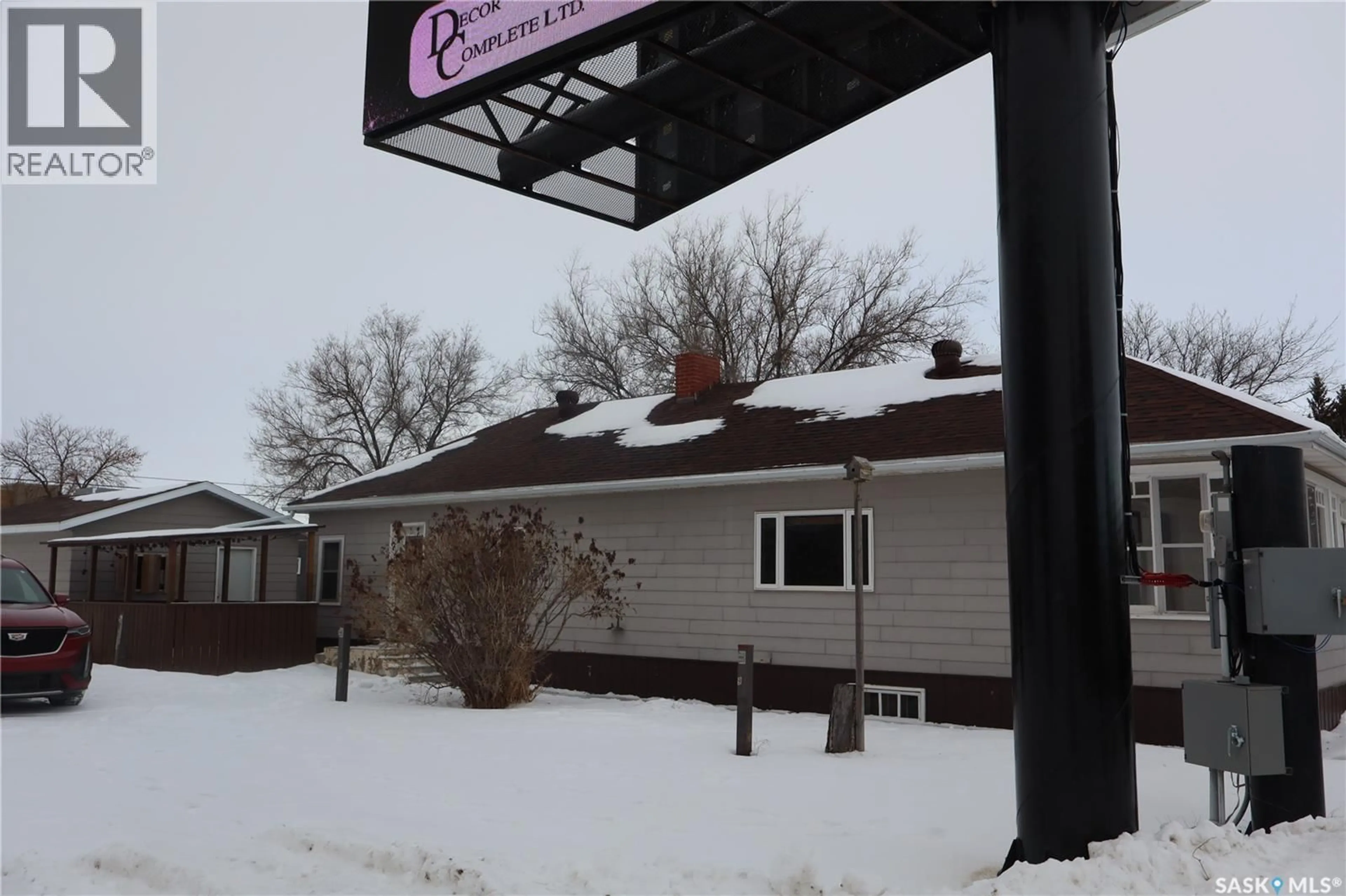 Unknown for NE - 52 2ND AVENUE, Swift Current Saskatchewan S9H2C5