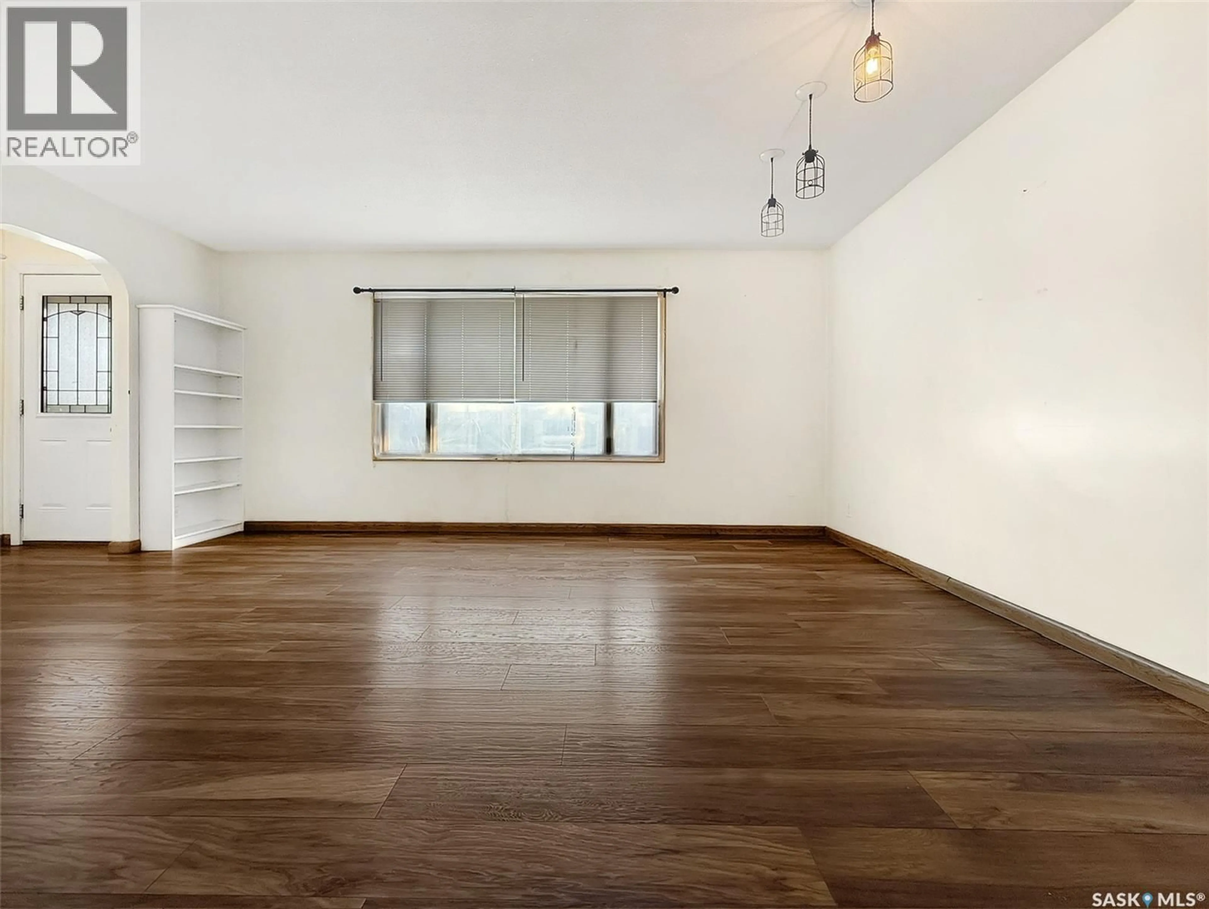 A pic of a room for 611 NORTH HILL DRIVE, Swift Current Saskatchewan S9H1X3