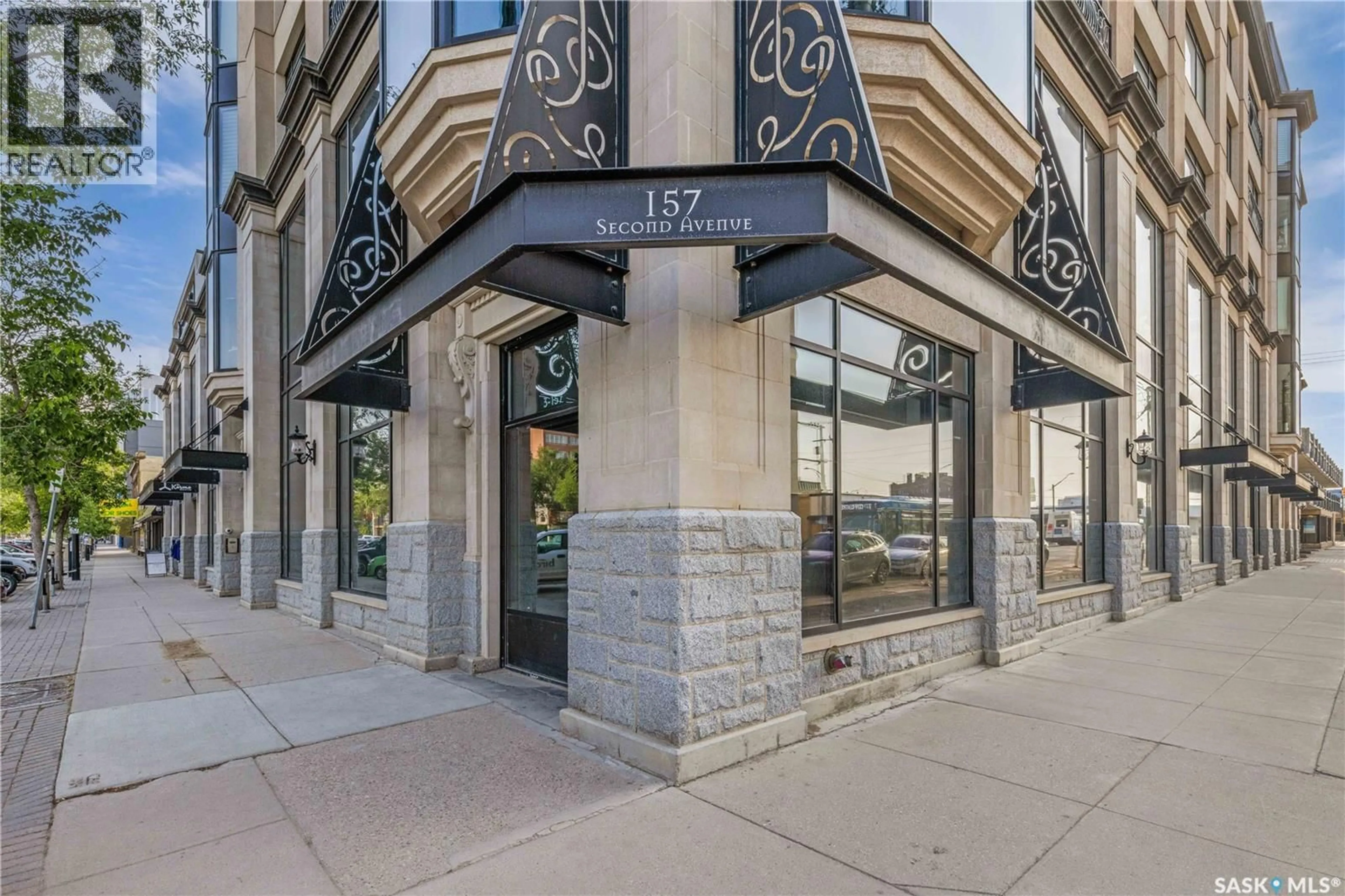 Indoor foyer for N - 504 157 2ND AVENUE, Saskatoon Saskatchewan S7K2A9