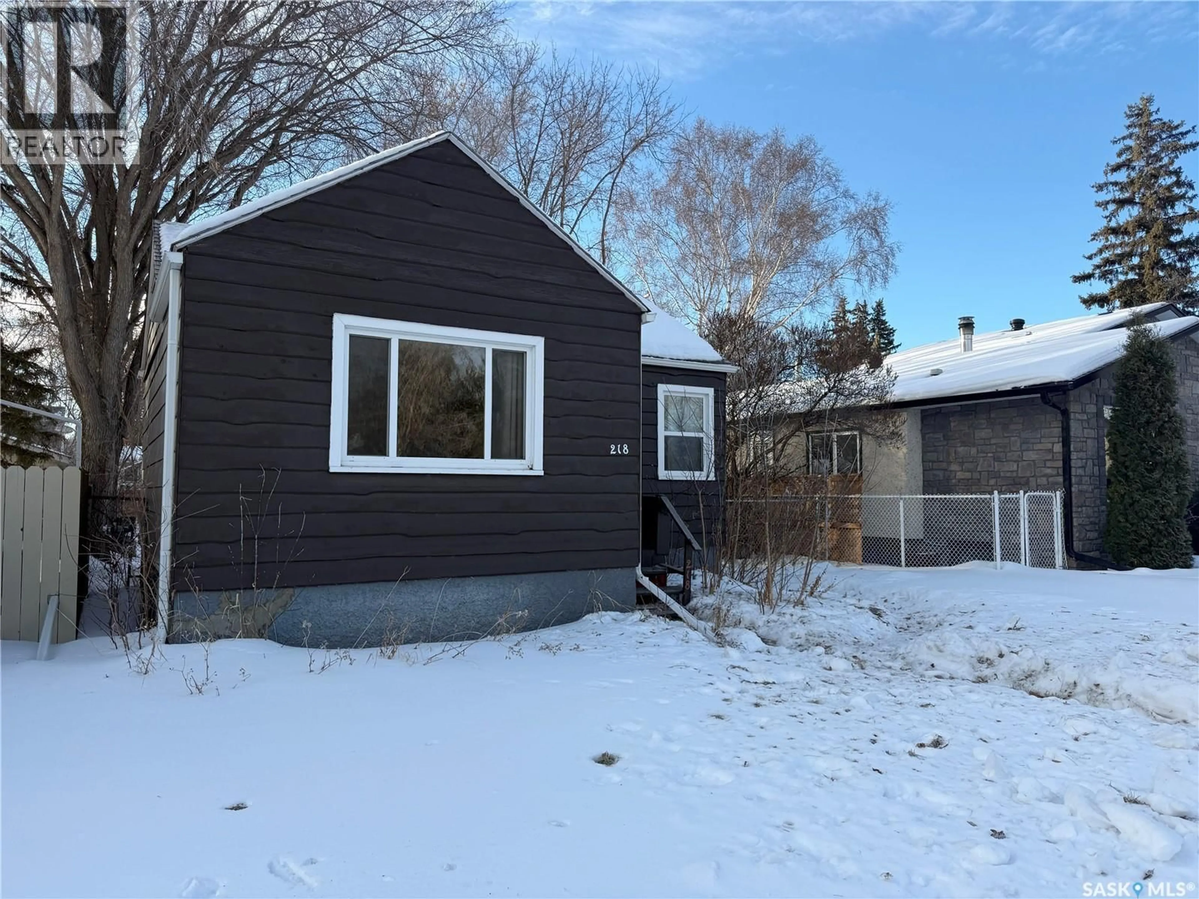 Shed for 218 HILLIARD STREET, Saskatoon Saskatchewan S7J0E4