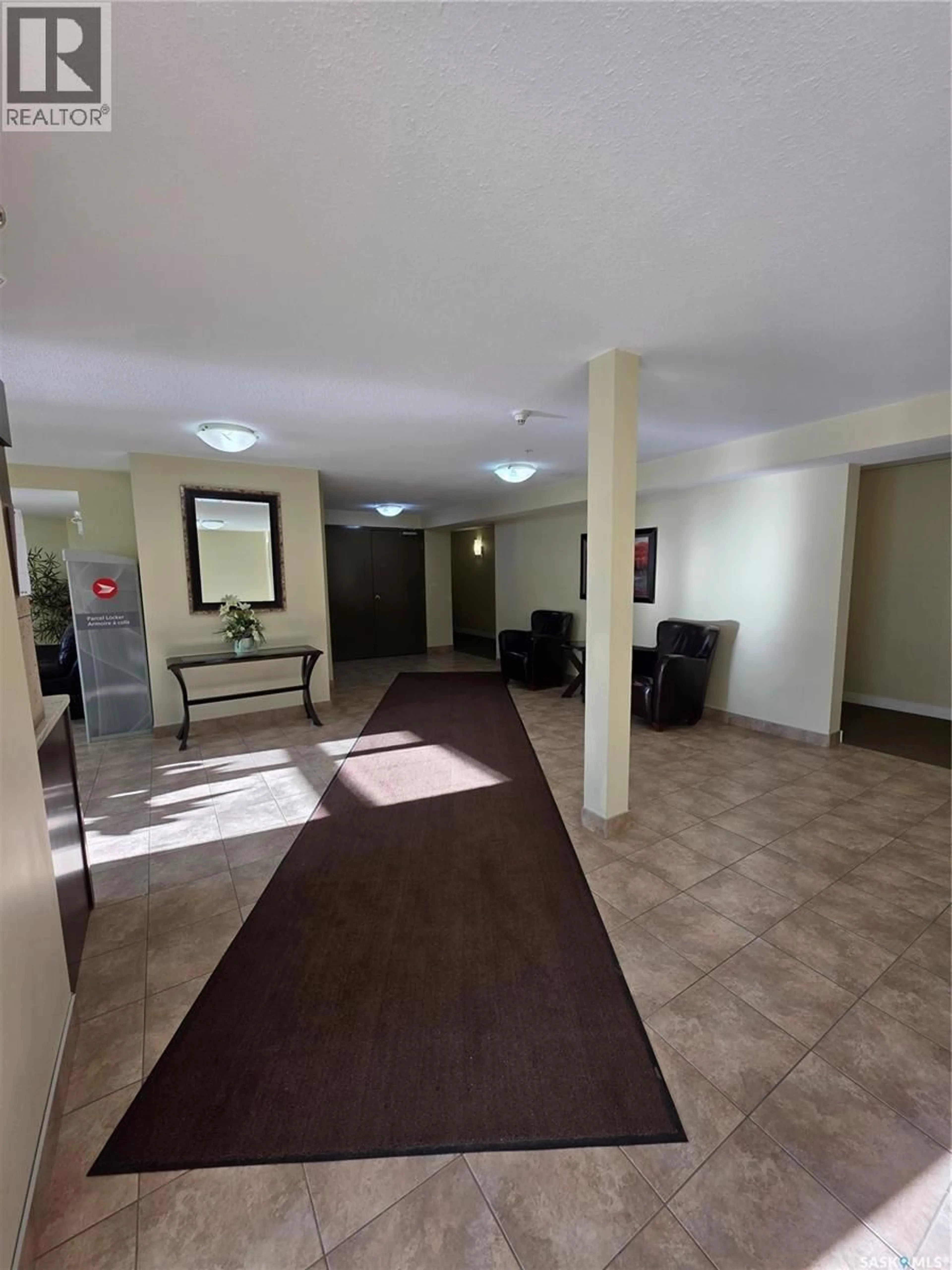 Lobby for 304 - 404 PETTERSON DRIVE, Estevan Saskatchewan S4A1N7