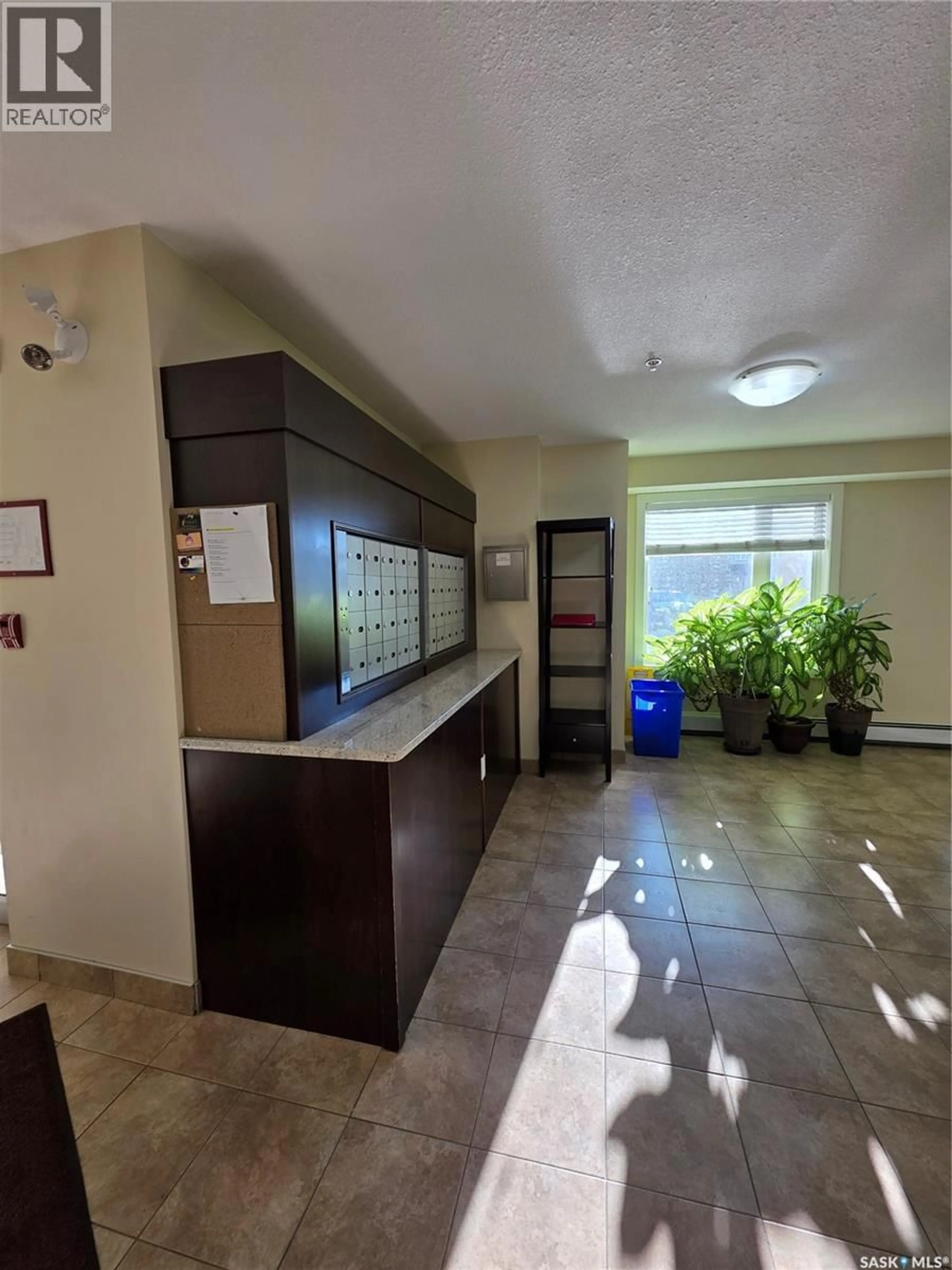 Indoor foyer for 304 - 404 PETTERSON DRIVE, Estevan Saskatchewan S4A1N7