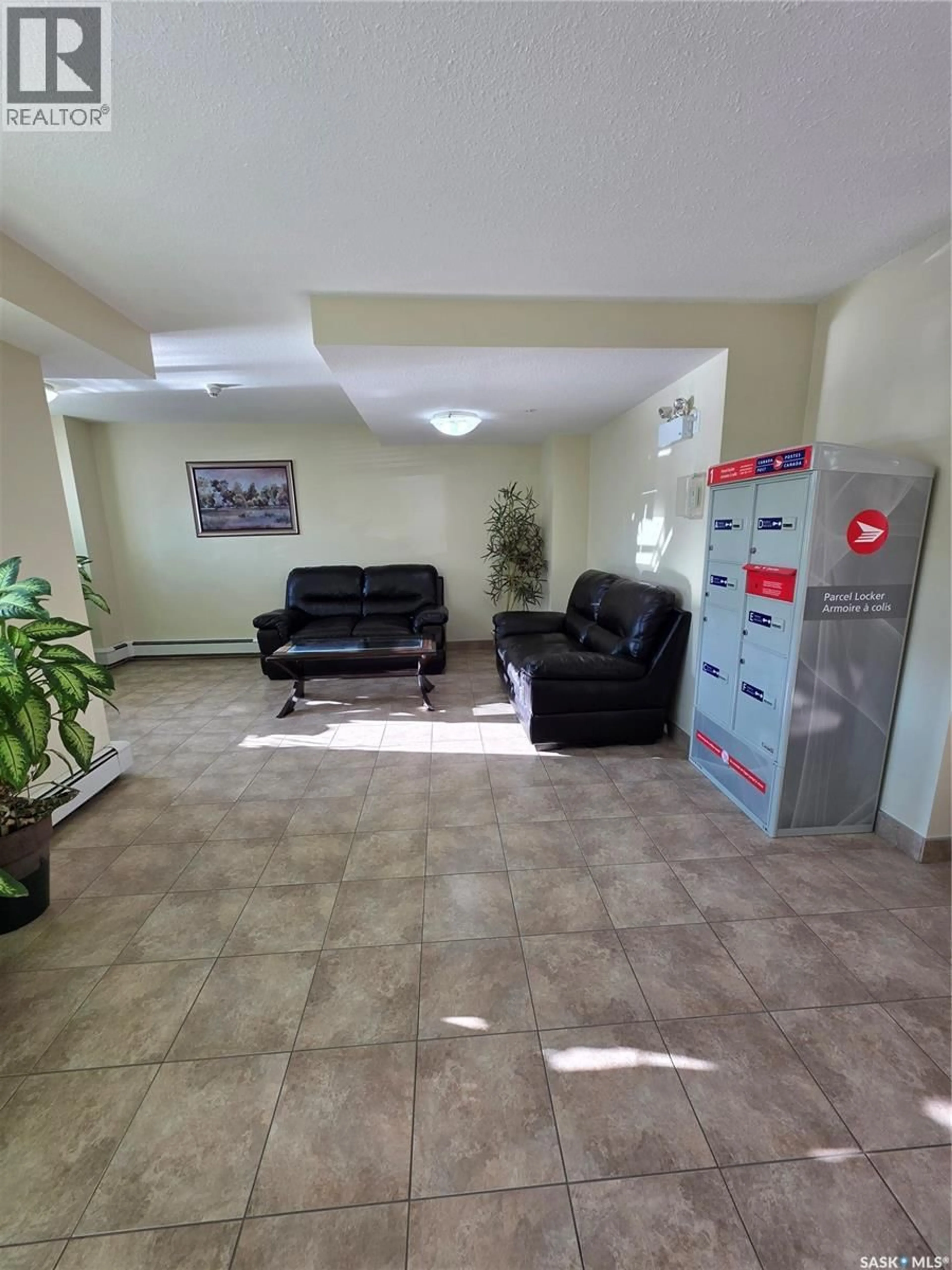 Unknown for 304 - 404 PETTERSON DRIVE, Estevan Saskatchewan S4A1N7