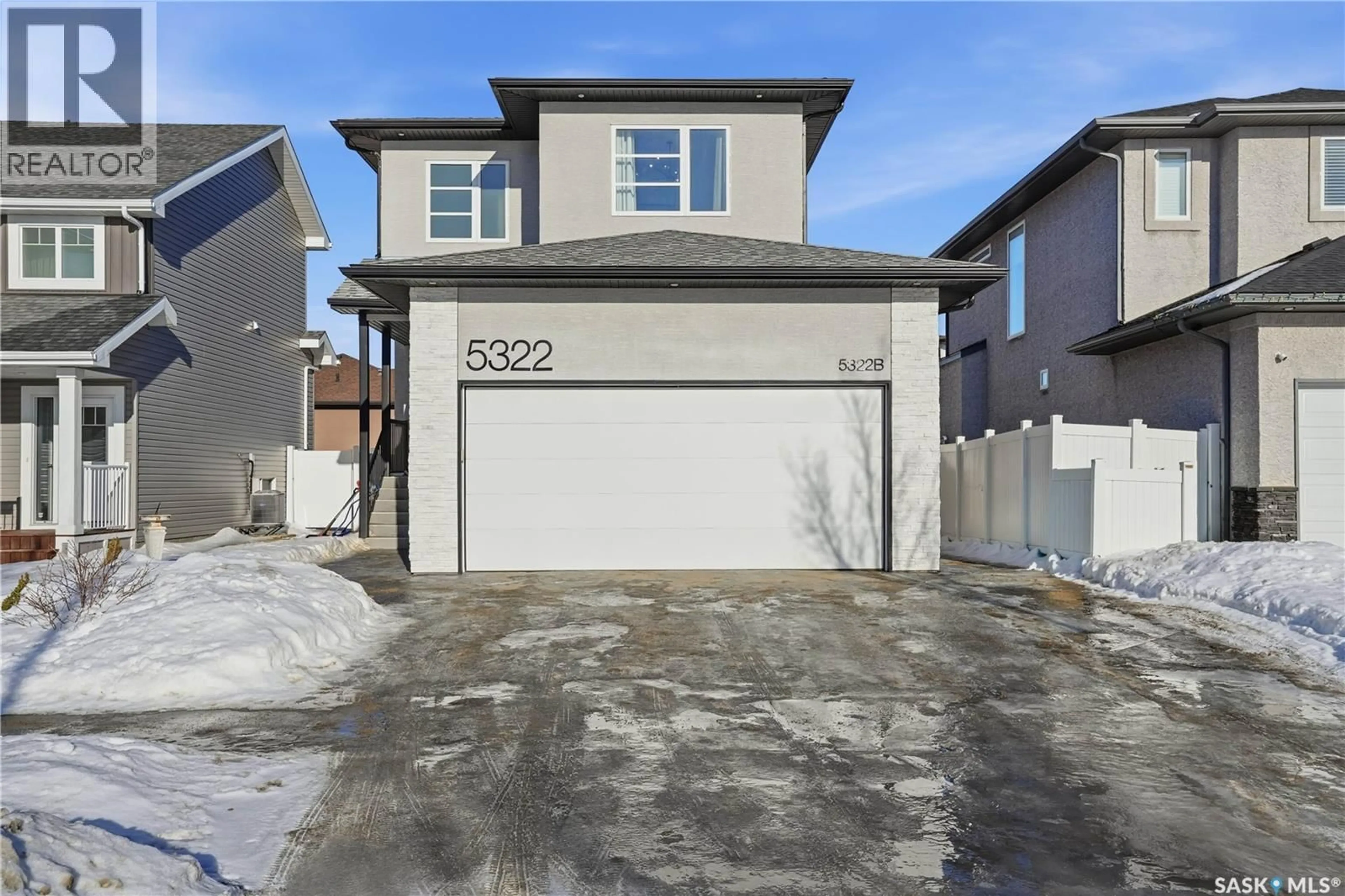 Indoor garage for 5322 TUTOR WAY, Regina Saskatchewan S4W0H2