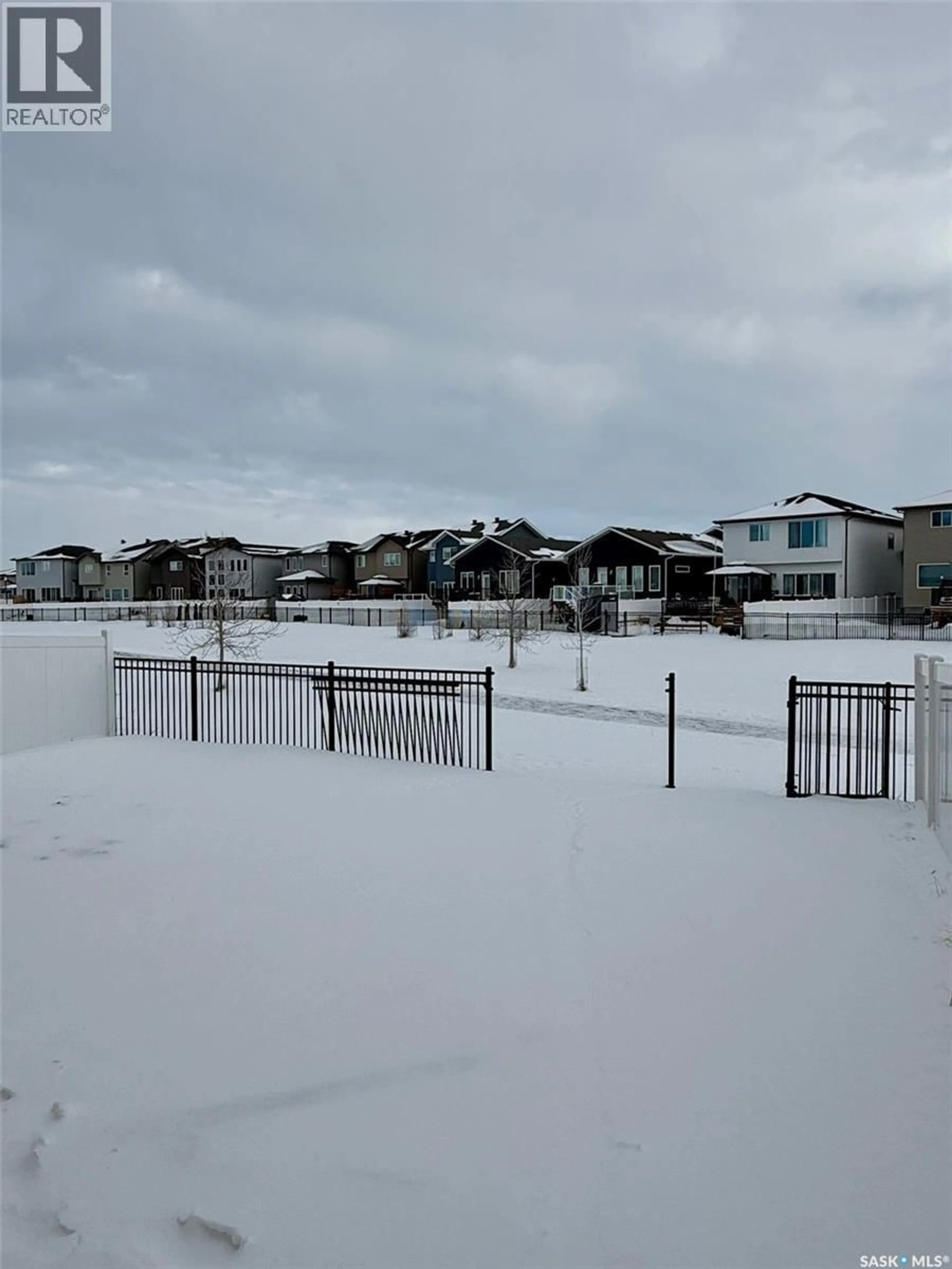 A pic from outside/outdoor area/front of a property/back of a property/a pic from drone, unknown for 5210 GREEN CRESCENT, Regina Saskatchewan S4V3S9