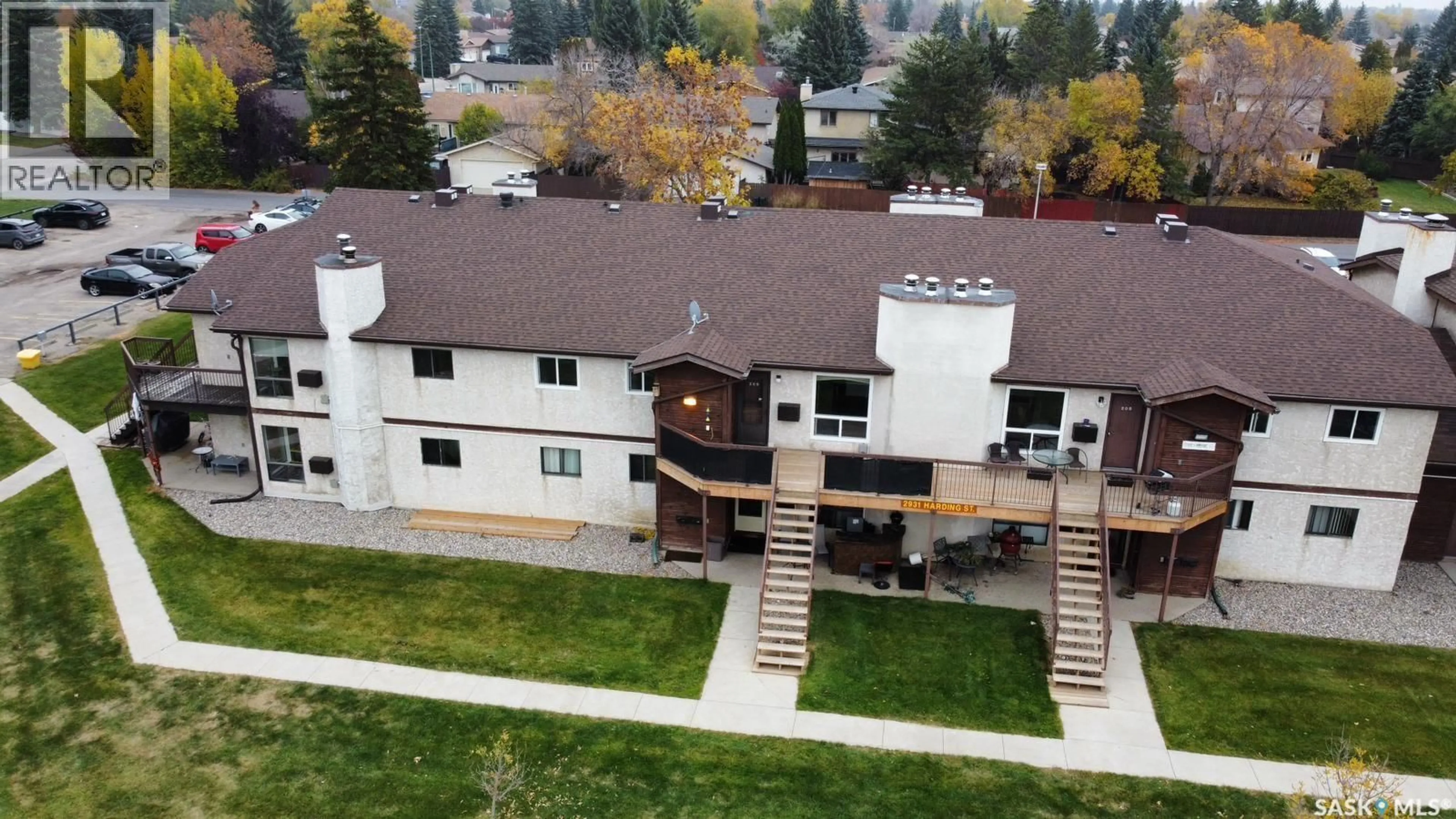 A pic from outside/outdoor area/front of a property/back of a property/a pic from drone, unknown for 209 - 2931 HARDING STREET, Regina Saskatchewan S4V1B9