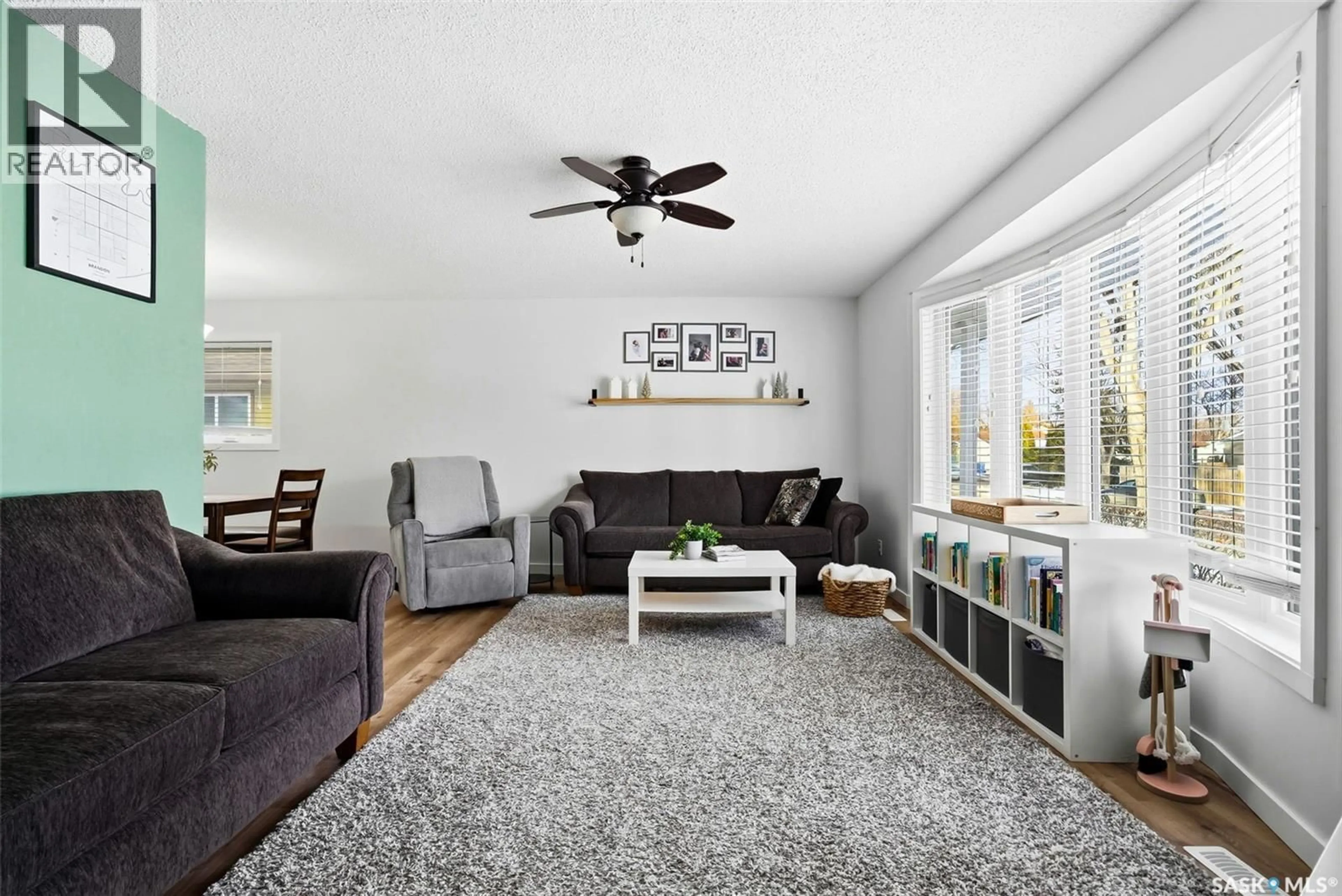 Living room with furniture, unknown for 14 JOYCE CRESCENT, Regina Saskatchewan S4N5G3