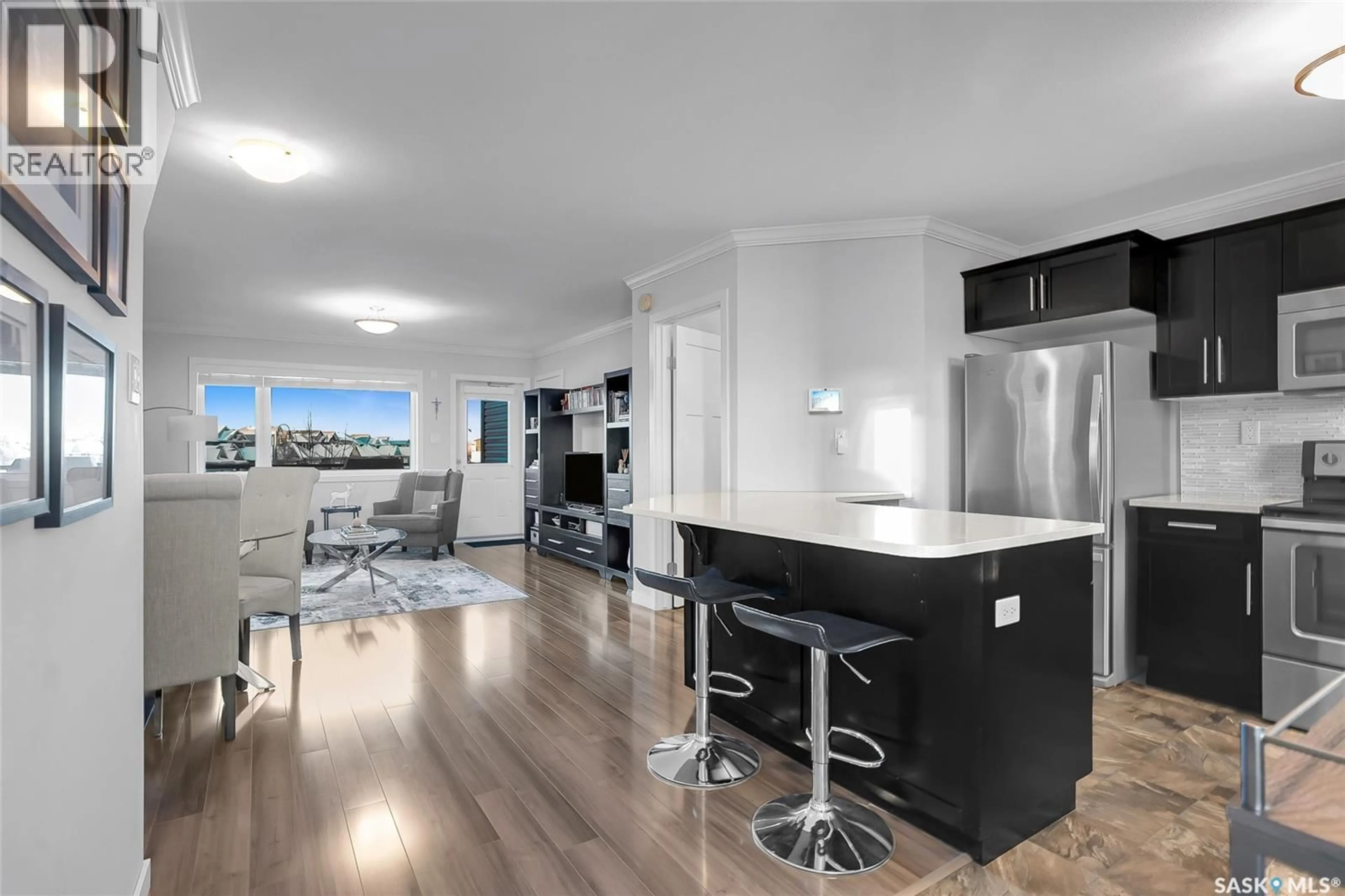 Open concept kitchen, unknown for 620 - 340 CORNISH ROAD, Saskatoon Saskatchewan S7T0Y3