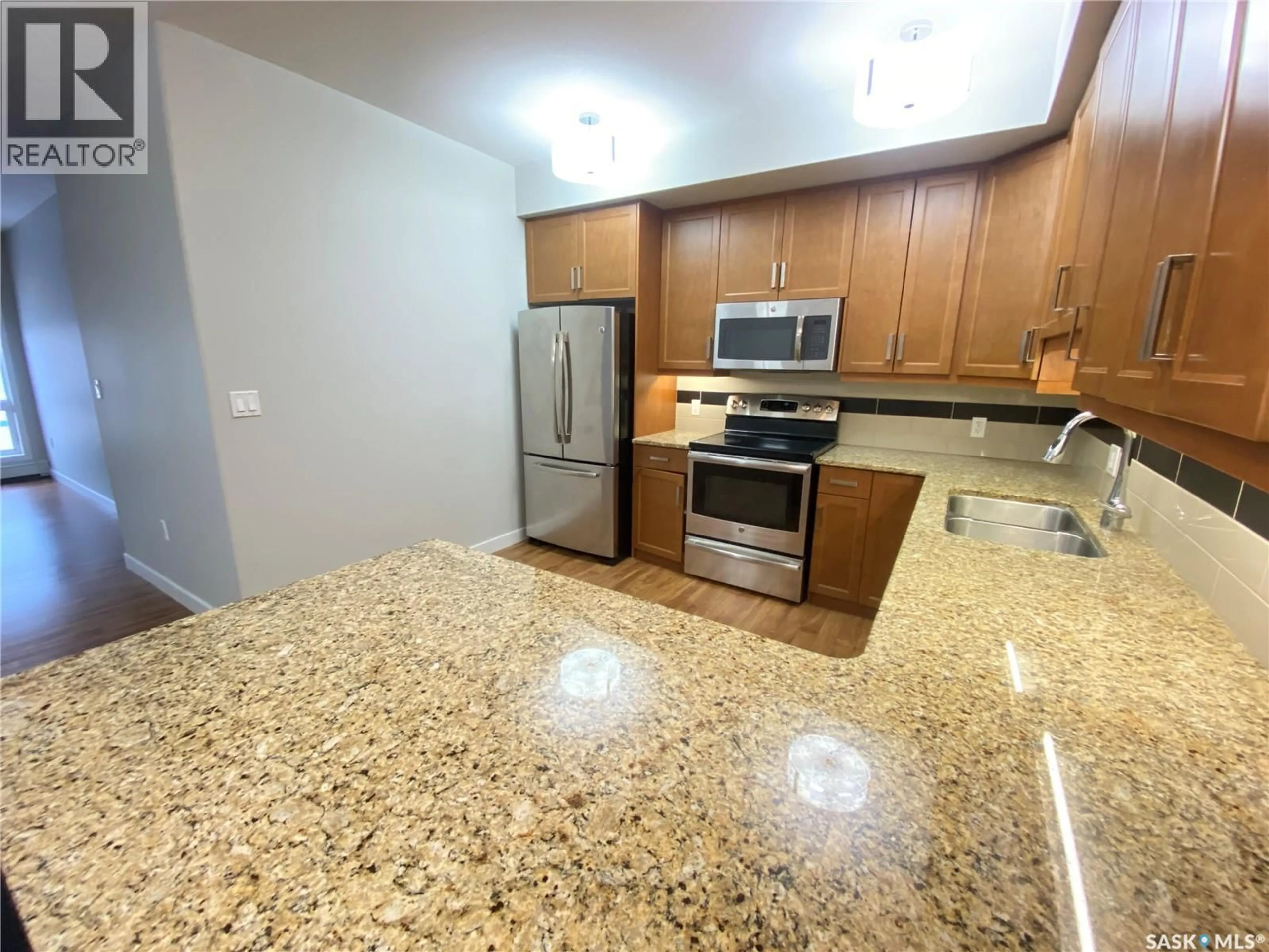 Standard kitchen, ceramic/tile floor for 339 - 106 MORRISON DRIVE, Yorkton Saskatchewan S3N3C4