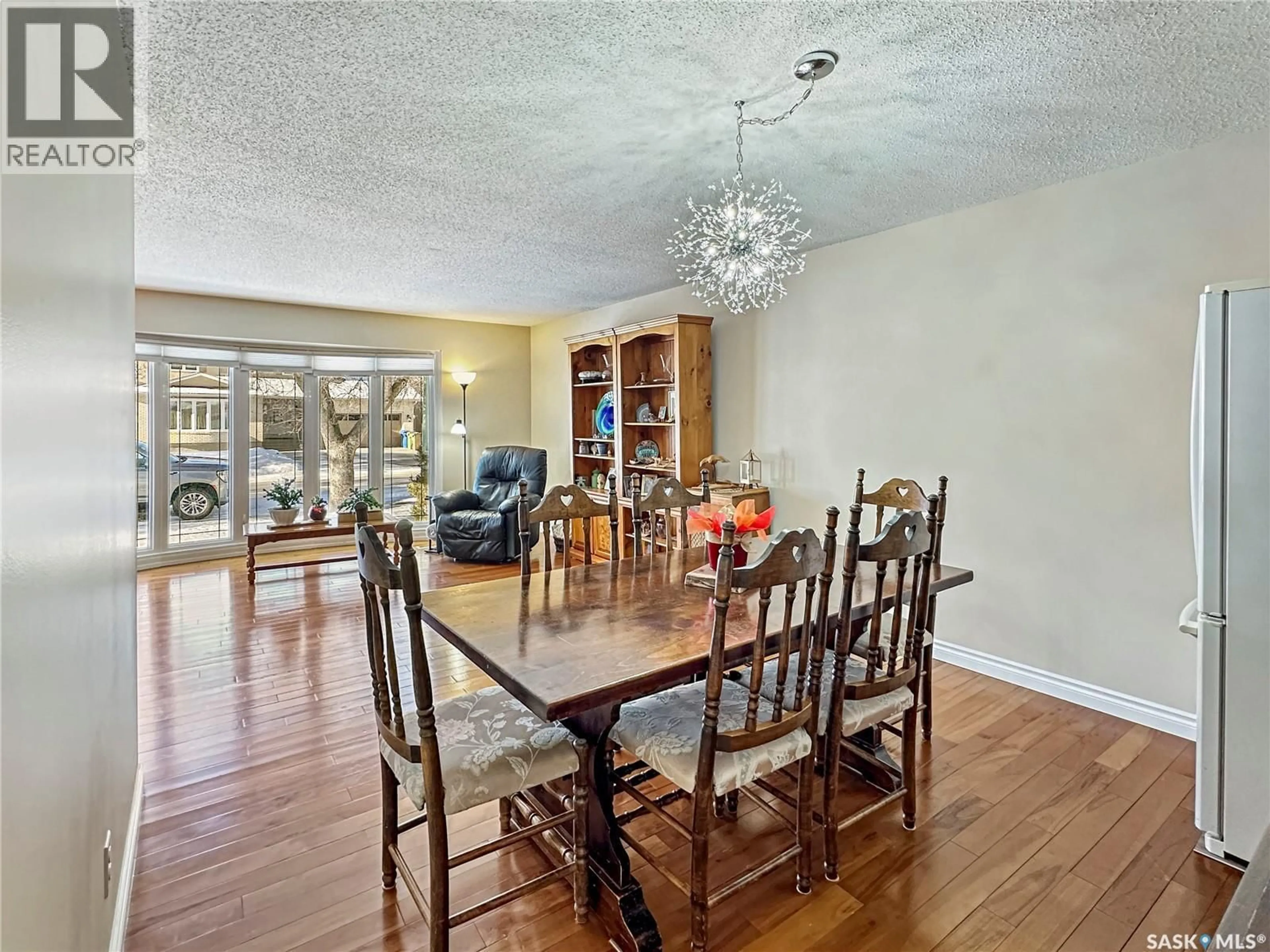 Dining room, wood/laminate floor for 19 MARQUIS CRESCENT, Regina Saskatchewan S5S6J8