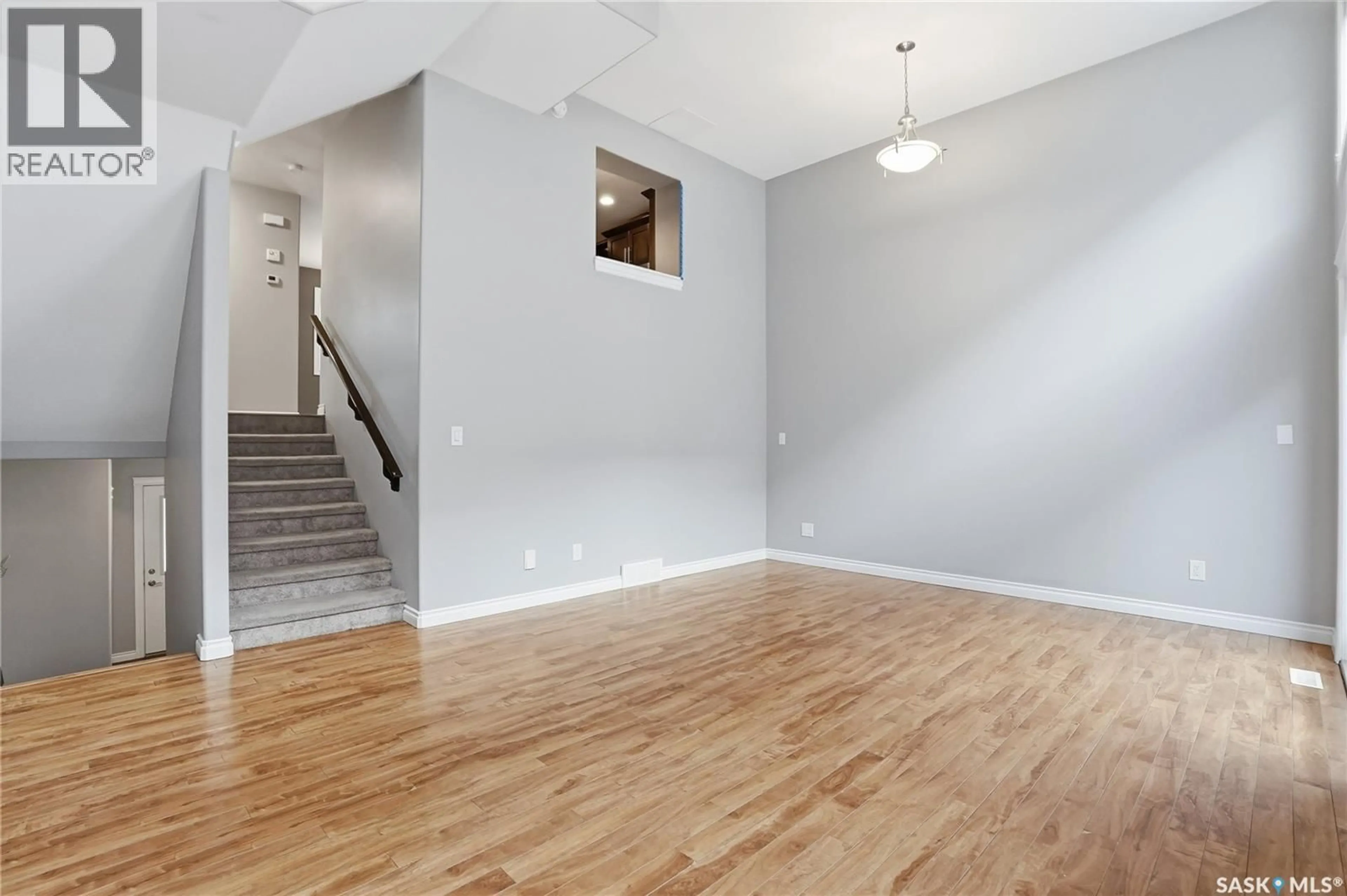 A pic of a room for 212 - 405 WILLIS CRESCENT, Saskatoon Saskatchewan S7T0R7