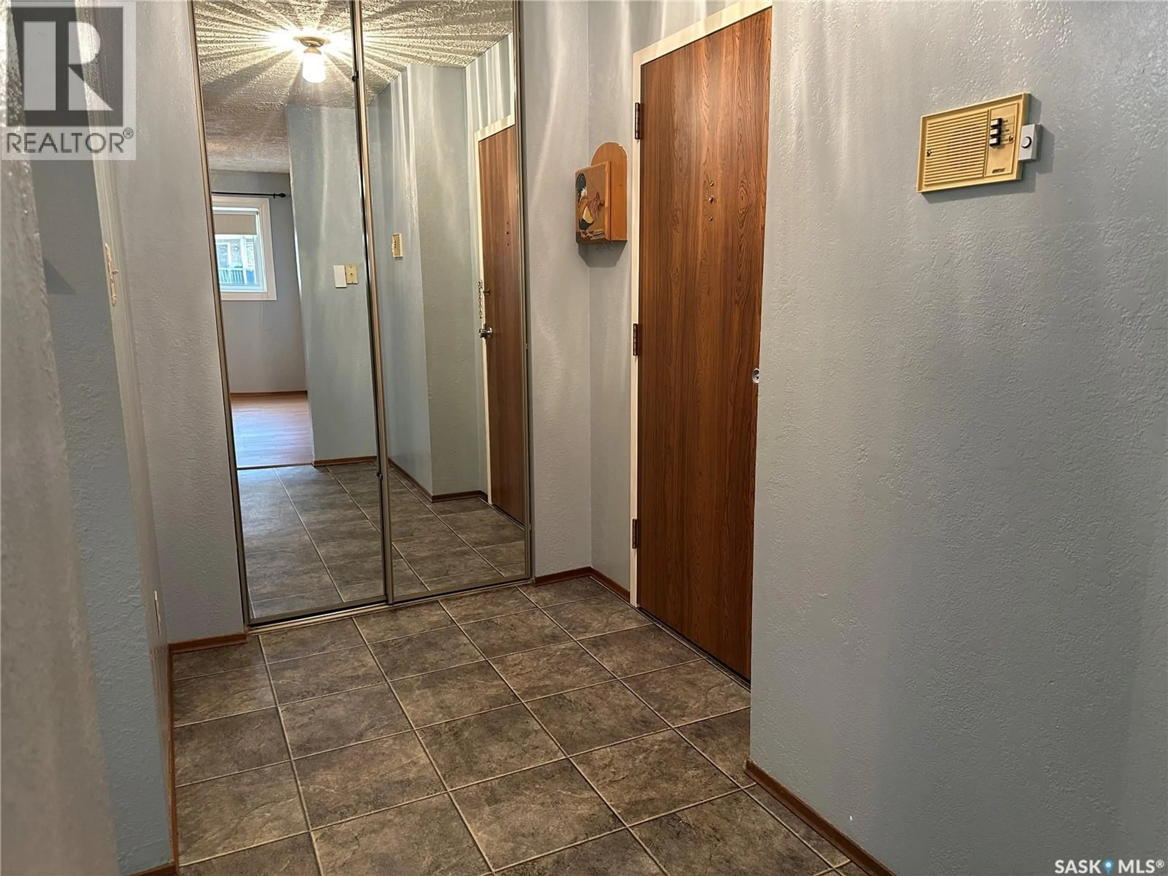 Unknown for 11 228 3RD STREET, Weyburn Saskatchewan S4H0W6