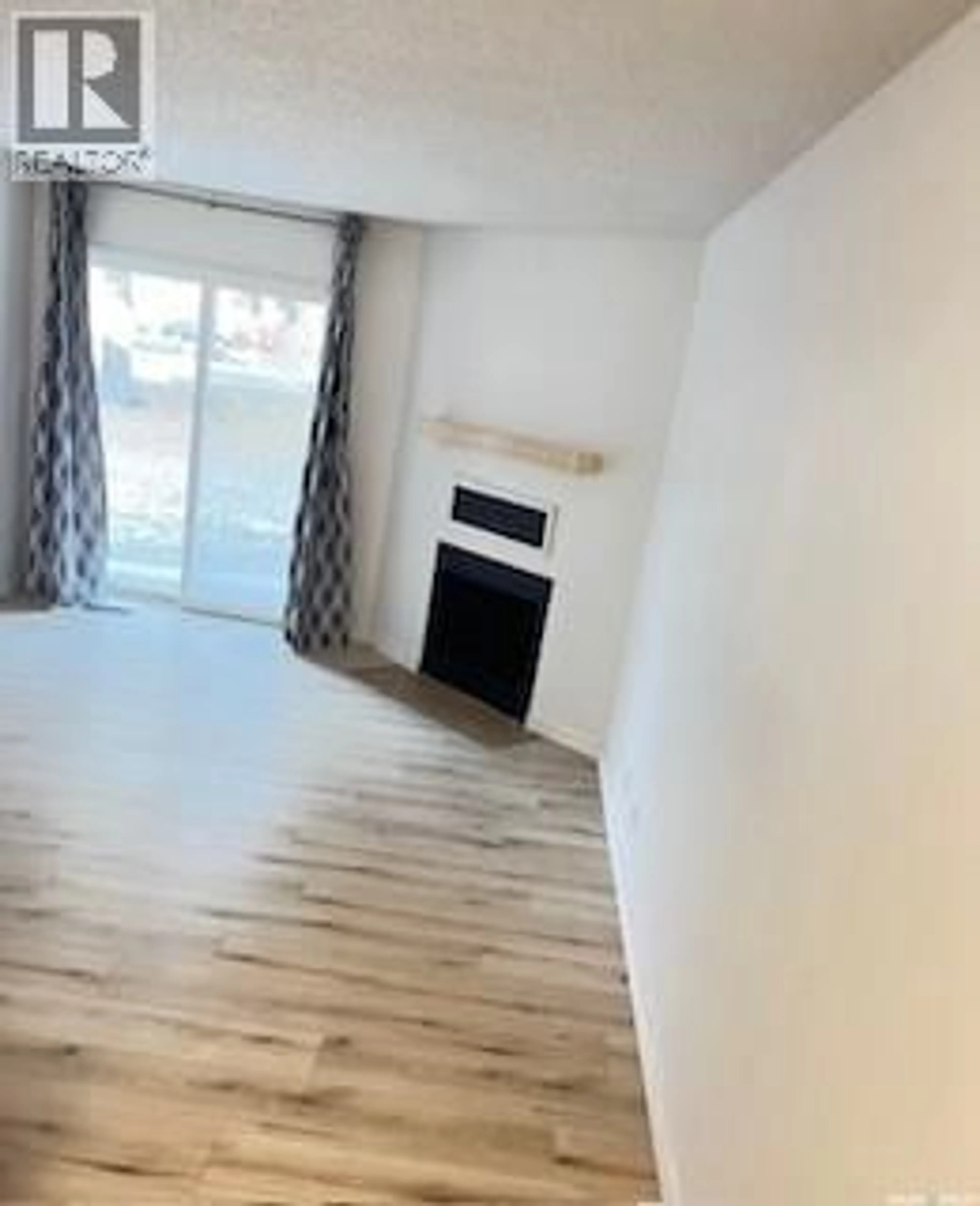 A pic of a room for 6479 ROCHDALE BOULEVARD, Regina Saskatchewan S4X2Y9