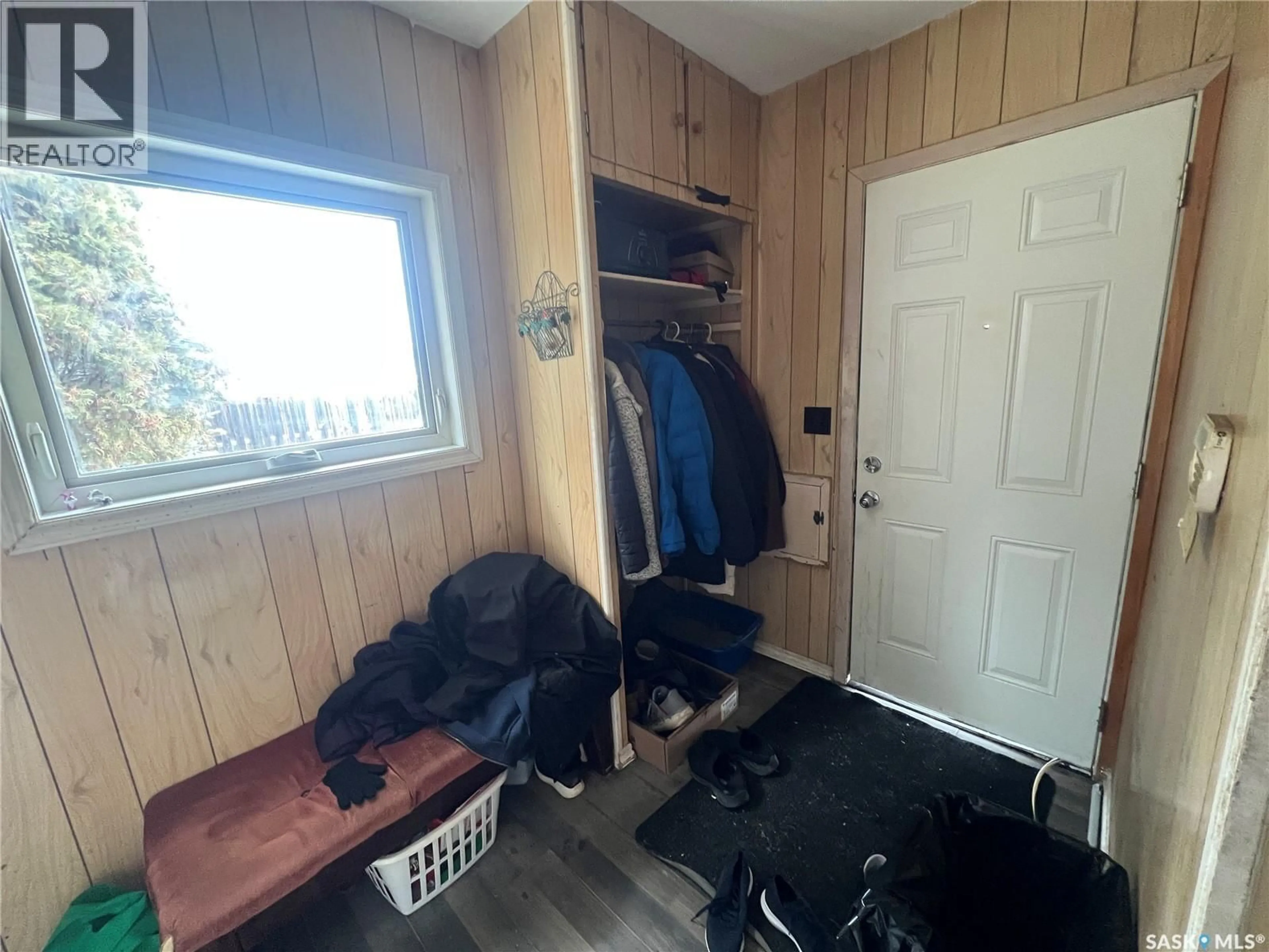 A pic of a room for 565 15TH STREET, Prince Albert Saskatchewan S6V3R3