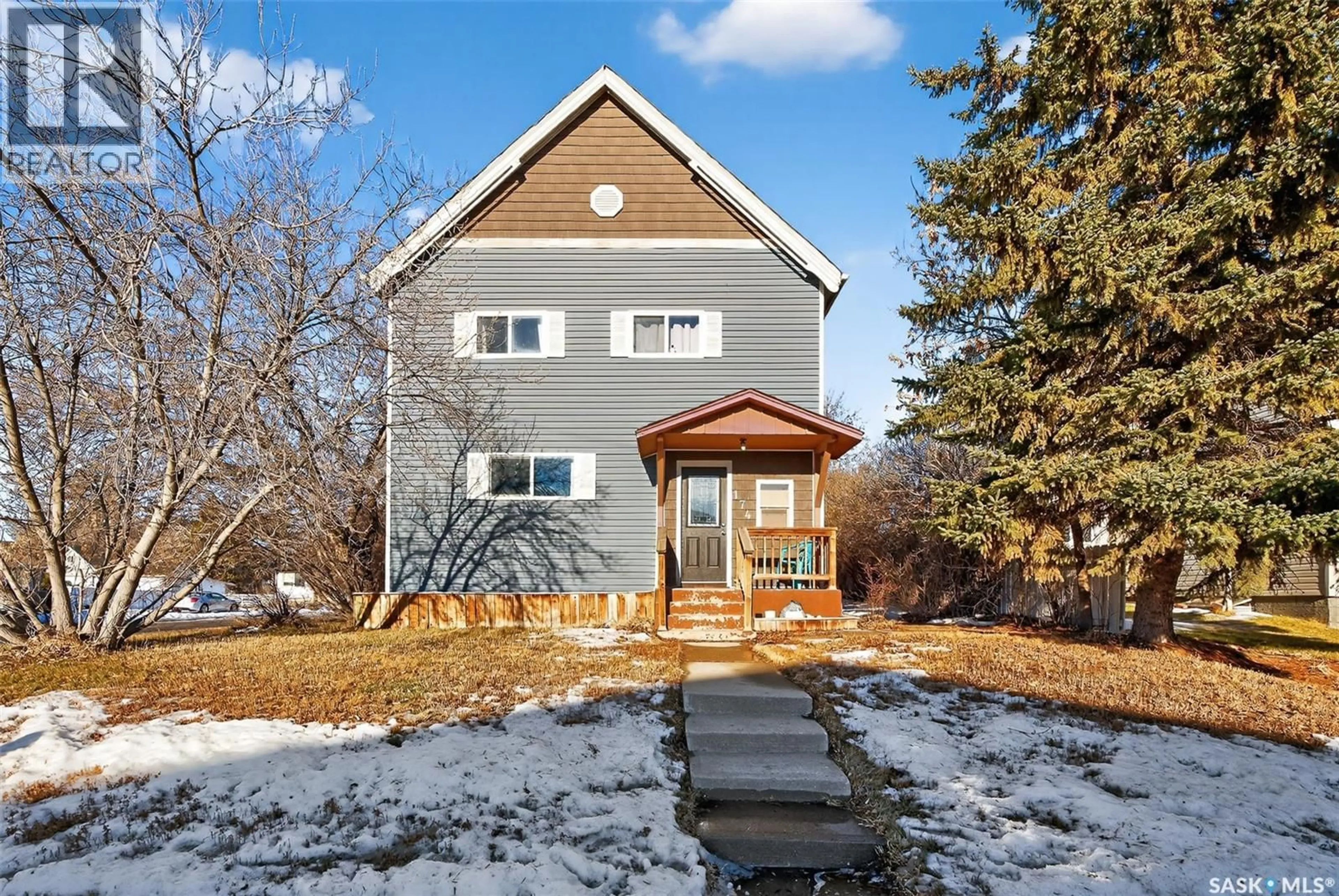 Unknown for 174 OMINICA STREET, Moose Jaw Saskatchewan S6H1X2