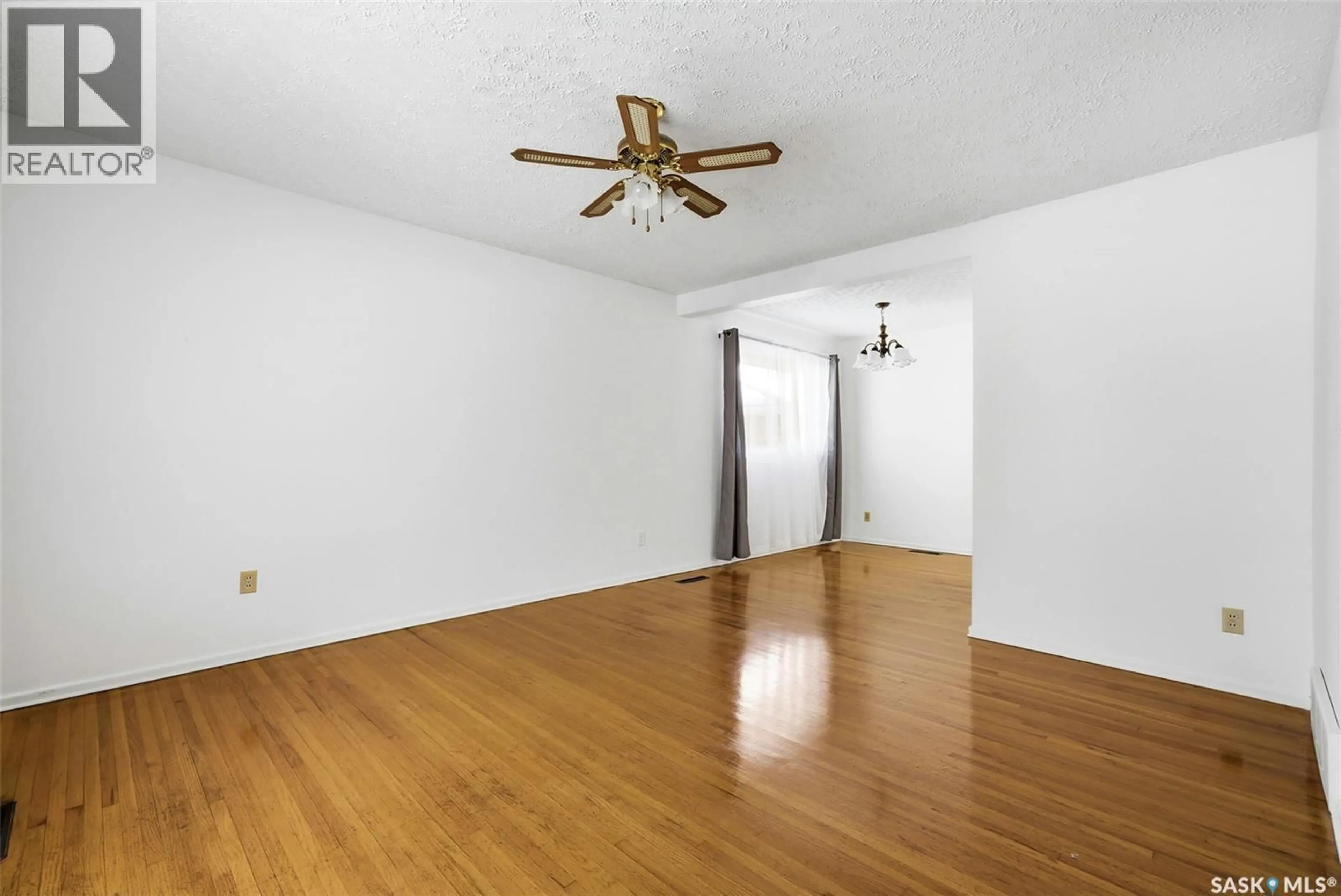 A pic of a room for 3213 PATRICIA AVENUE, Regina Saskatchewan S4R3V8