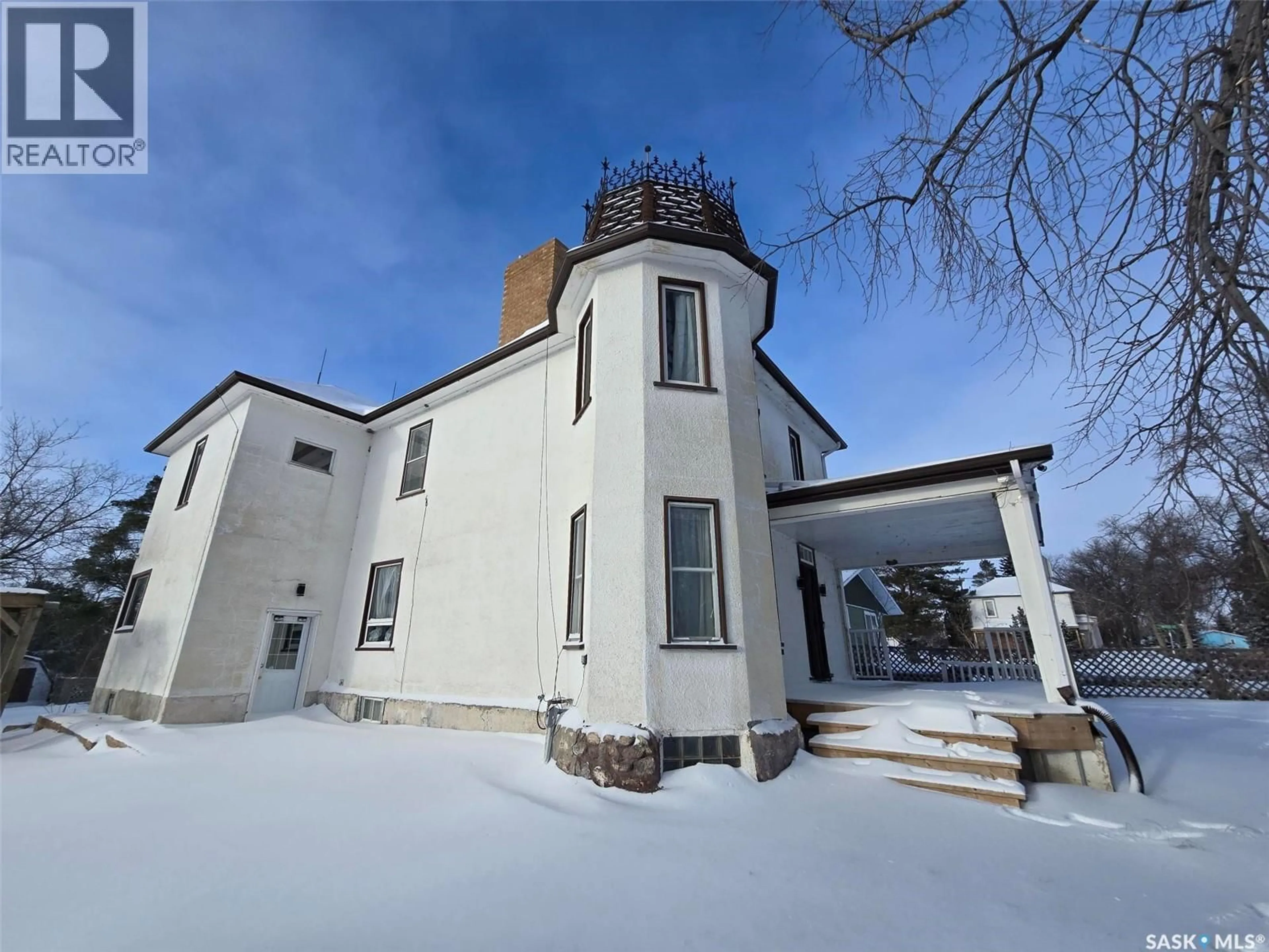 A pic from outside/outdoor area/front of a property/back of a property/a pic from drone, building for 220 RICHMOND STREET, Wolseley Saskatchewan S0G5H0