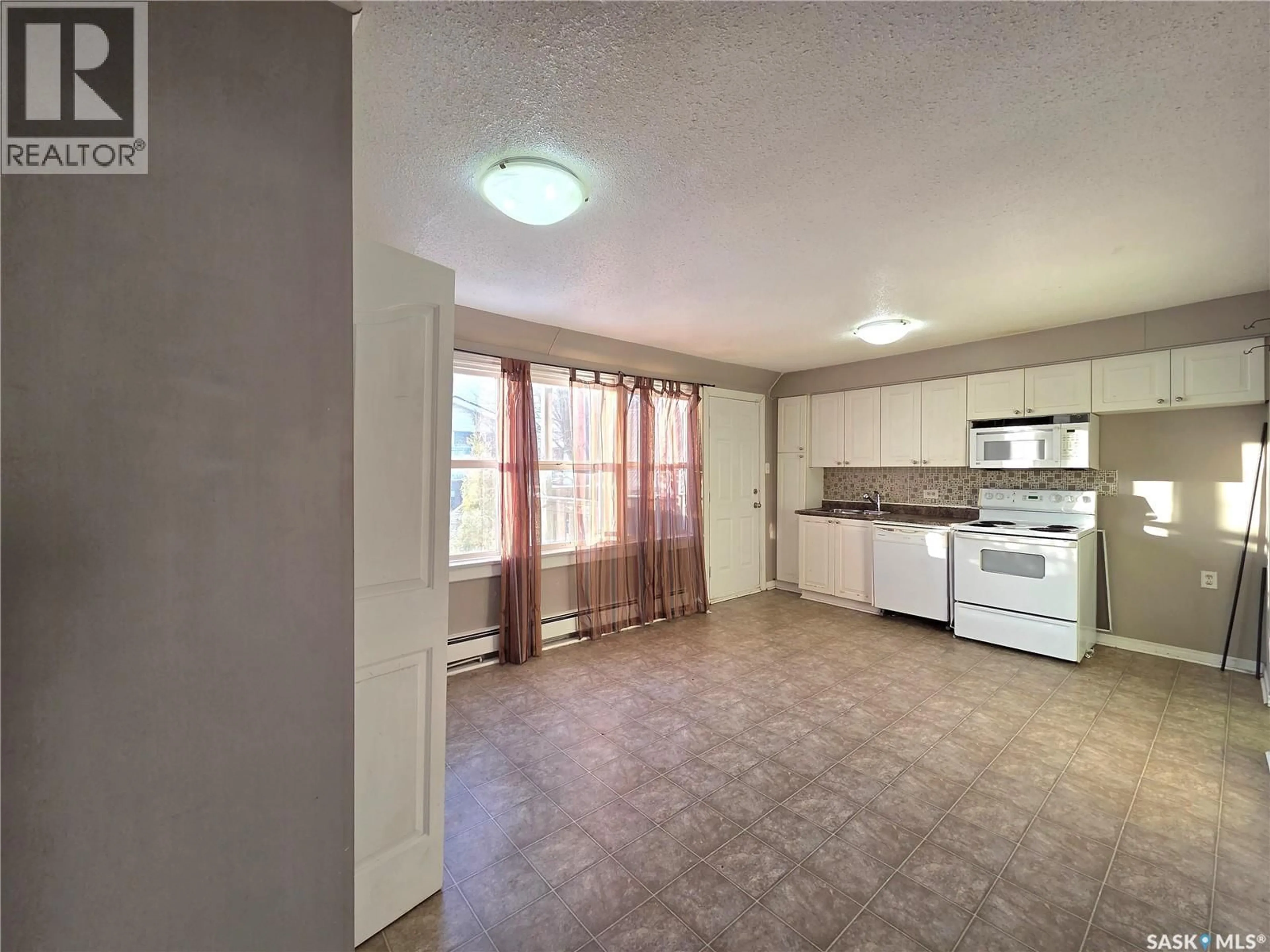 A pic of a room for 13 210 CAMPONI PLACE, Saskatoon Saskatchewan S7M1J4