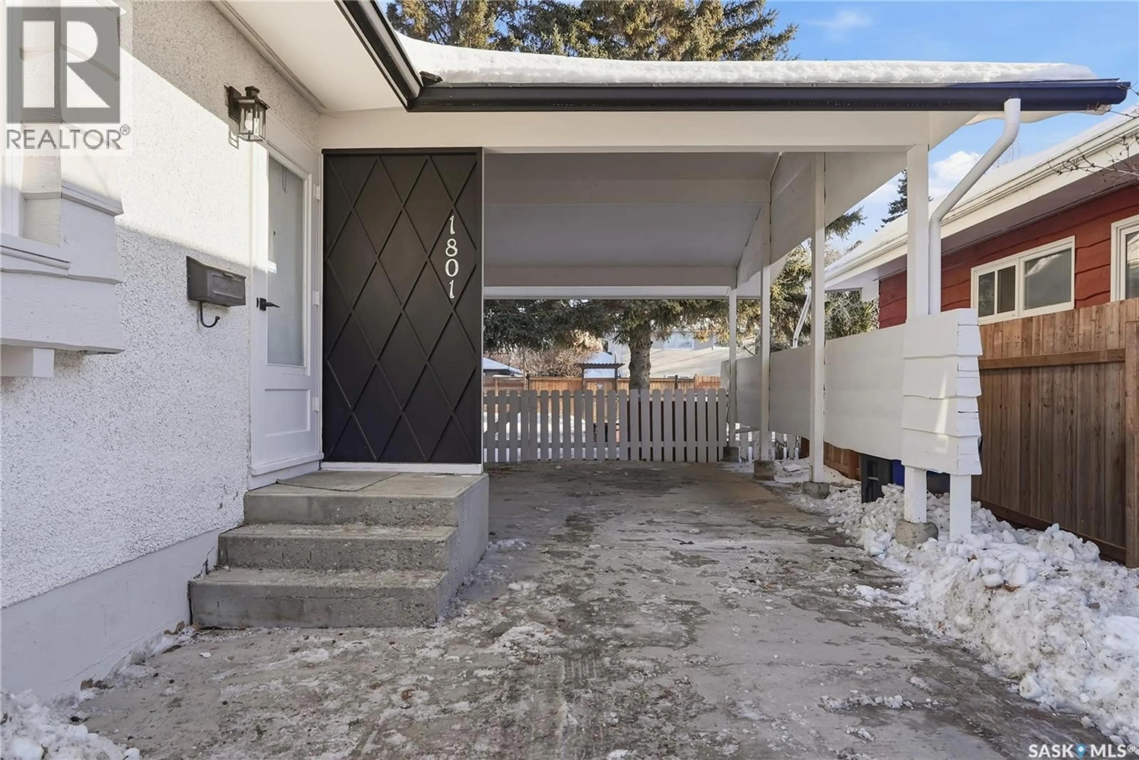 Unknown for 1801 MADDEN AVENUE, Saskatoon Saskatchewan S7H3M7