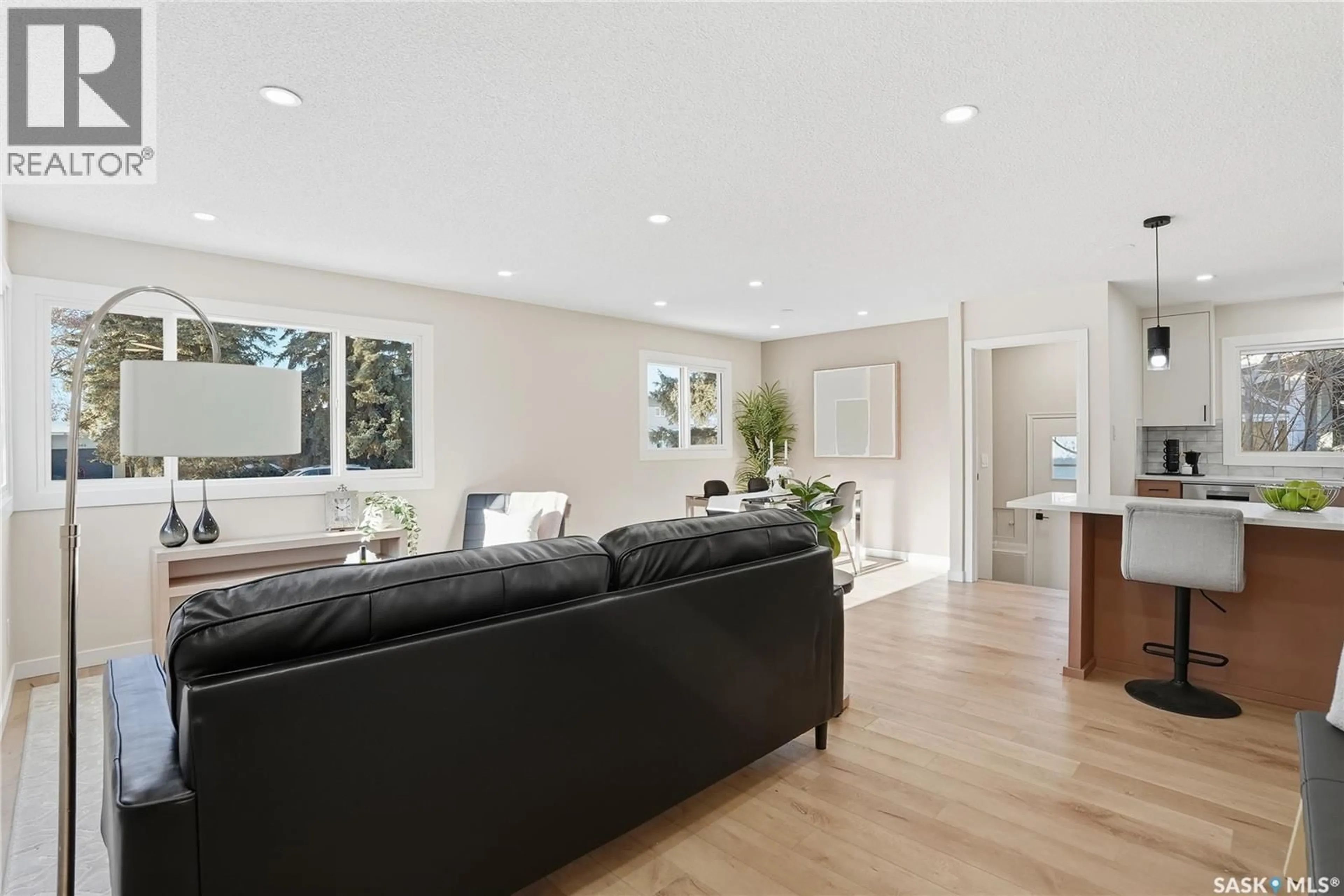 Living room with furniture, unknown for 1801 MADDEN AVENUE, Saskatoon Saskatchewan S7H3M7