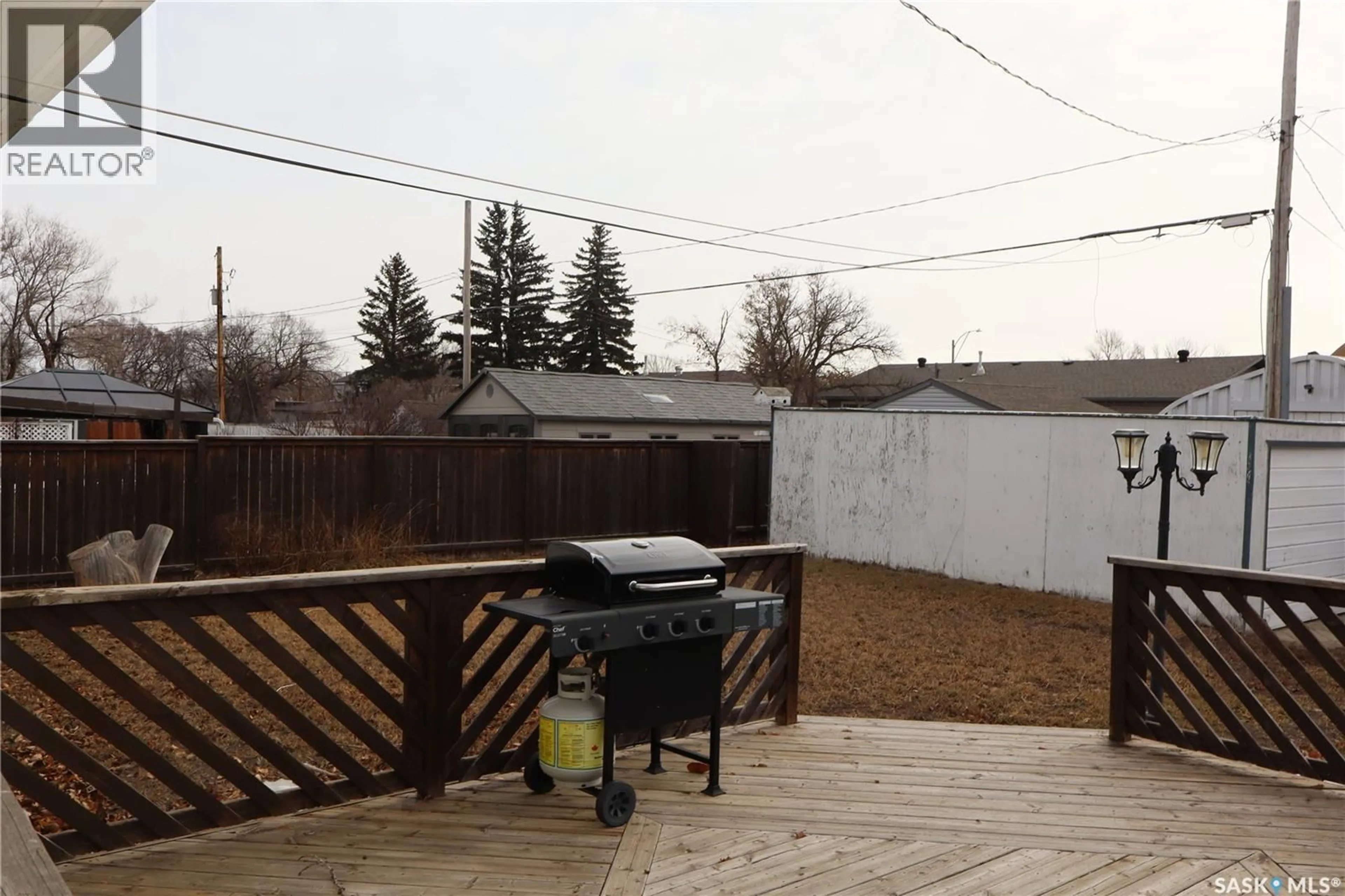 Patio, street for 2 2ND STREET, Willow Bunch Saskatchewan S0H4K0