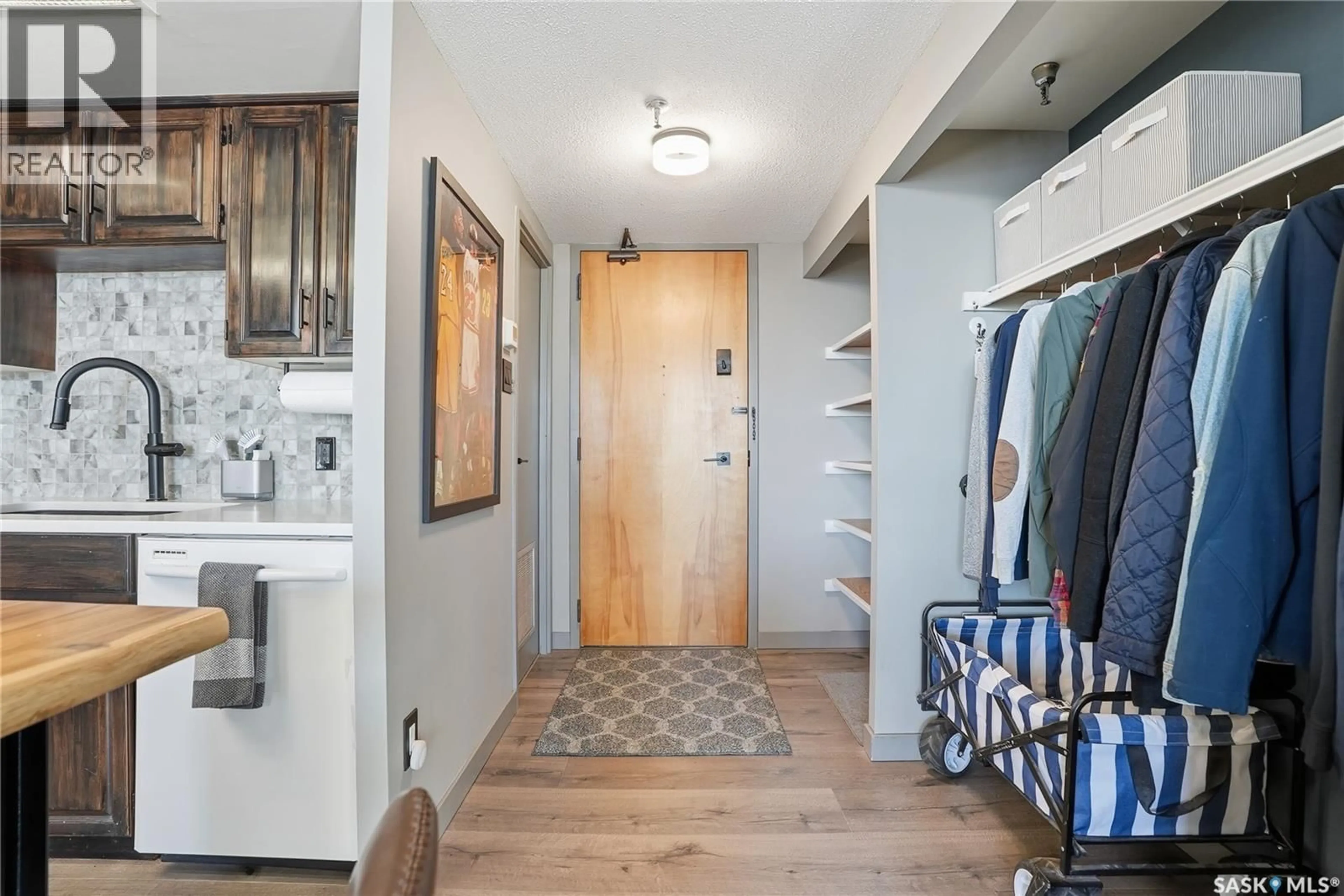 Indoor entryway for N - 1002 315 5TH AVENUE, Saskatoon Saskatchewan S7K2P4