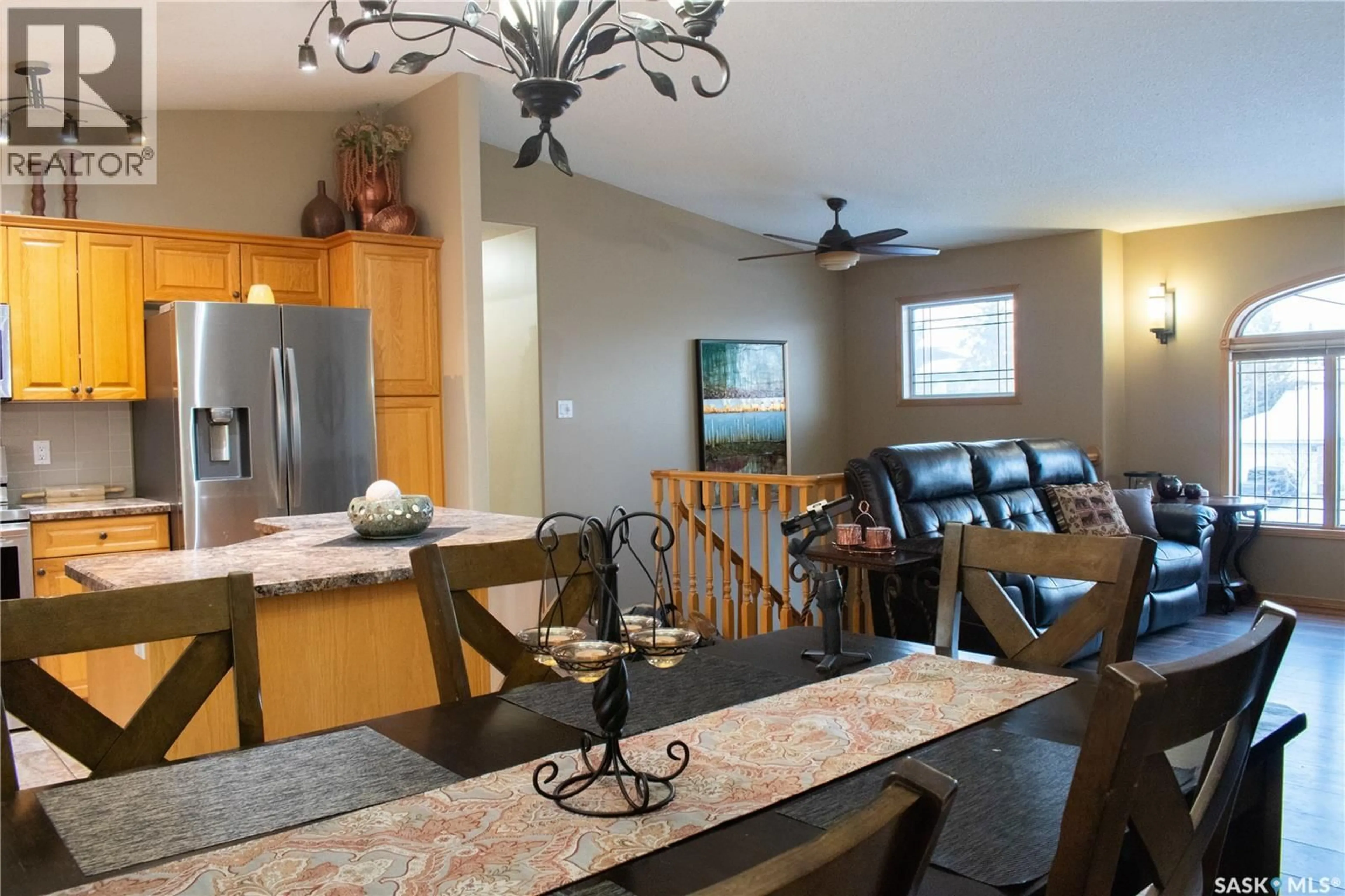 Open concept kitchen, unknown for 2907 15TH AVENUE, Prince Albert Saskatchewan S6V7T7