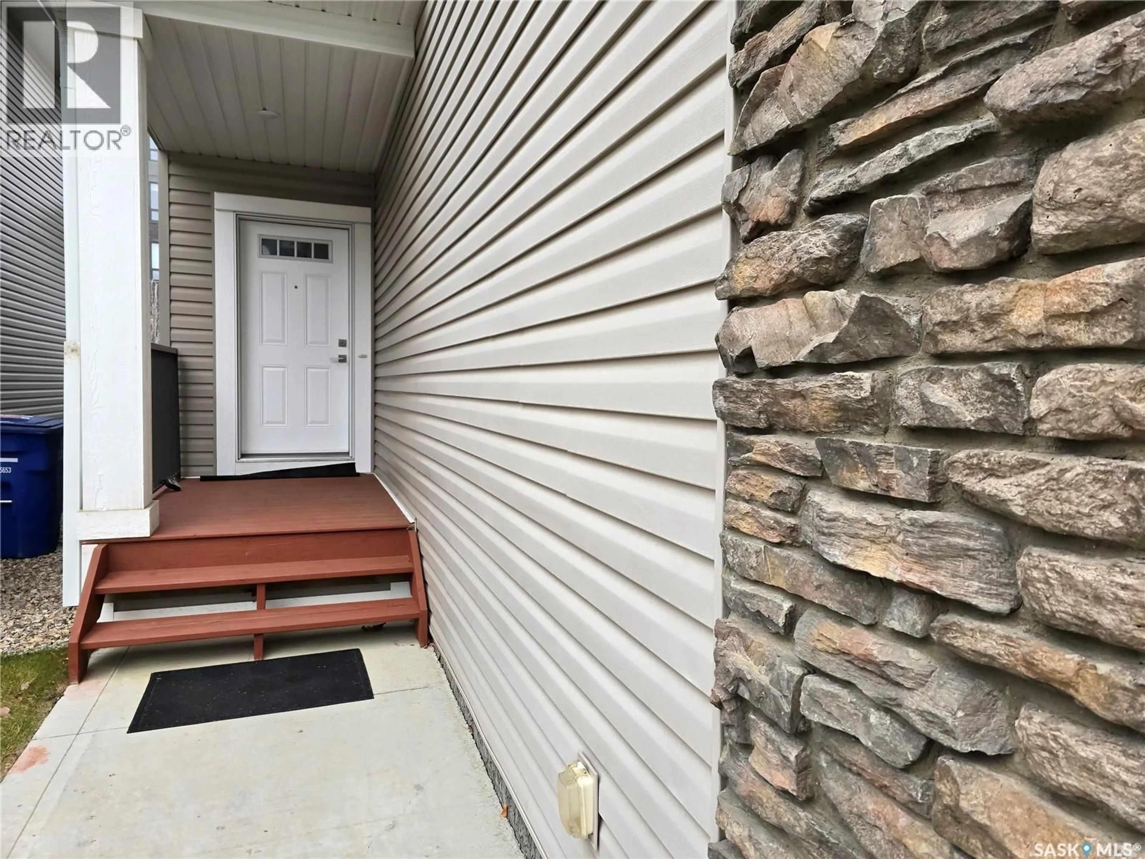 Unknown for 315 - 127 DICKSON CRESCENT, Saskatoon Saskatchewan S7T0Z1