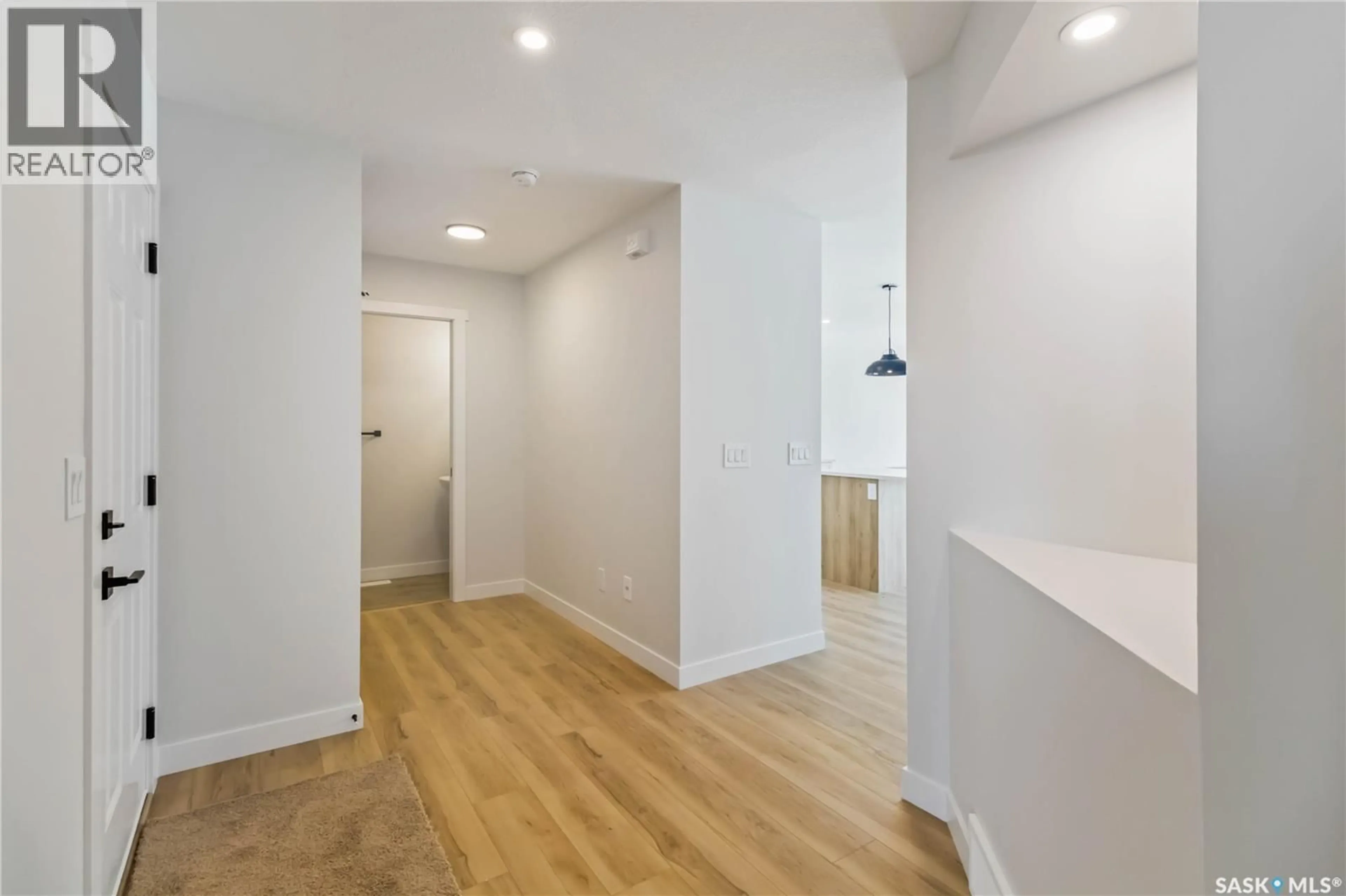 Unknown for 326 KATZ AVENUE, Saskatoon Saskatchewan S7V1Y6