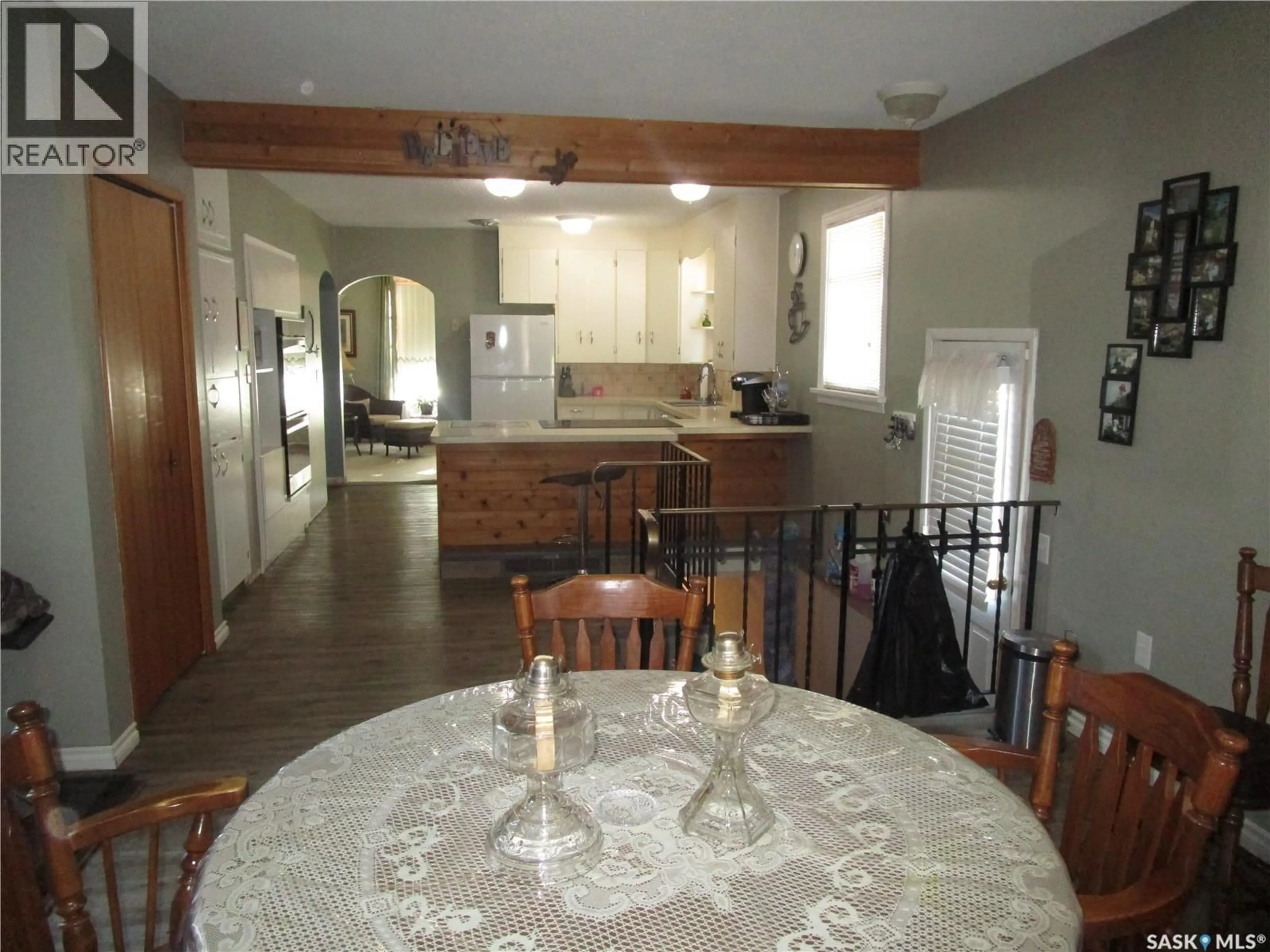 Dining room, ceramic/tile floor for 250 1ST AVENUE, Bengough Saskatchewan S0C0K0