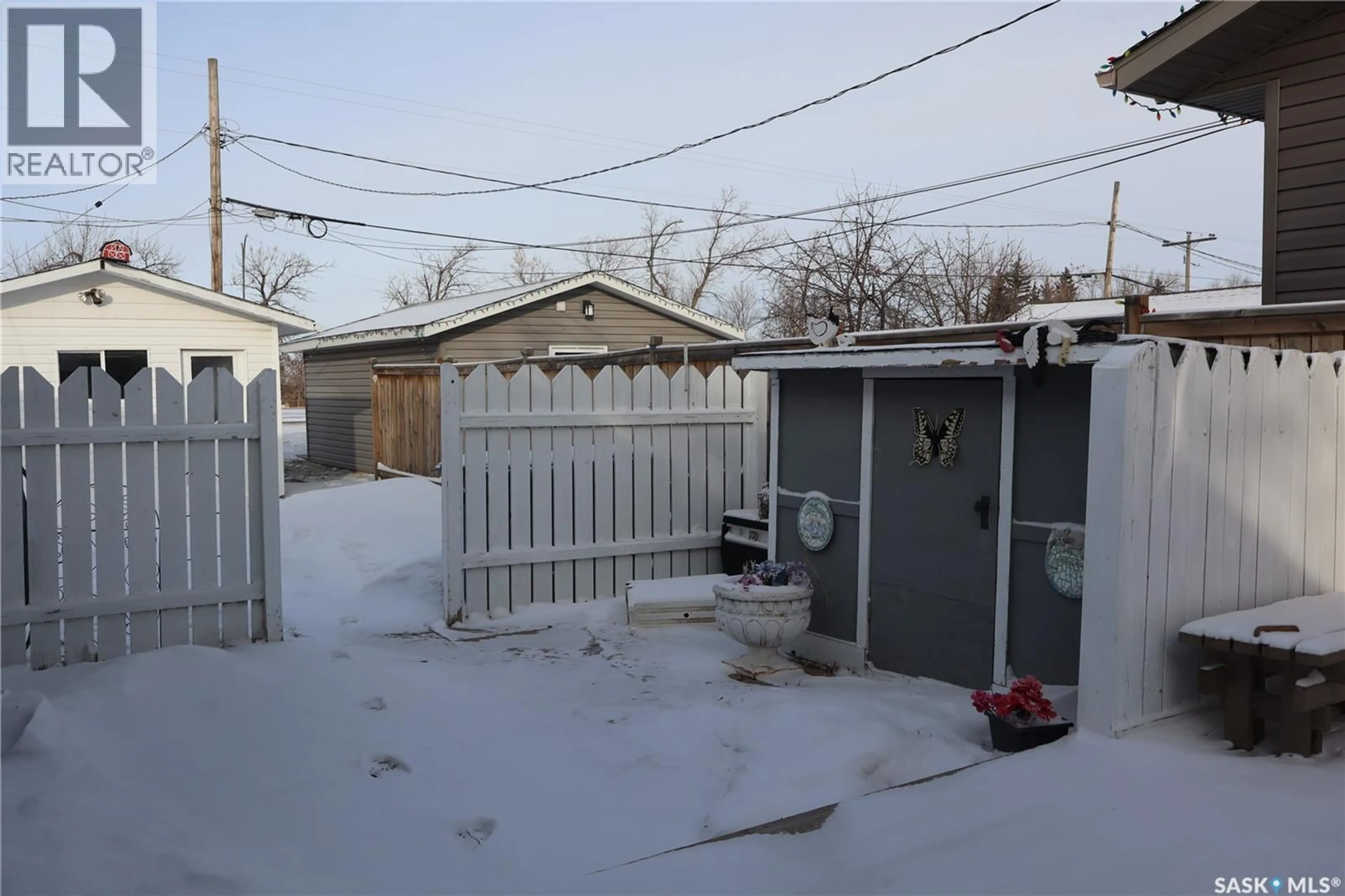 Shed for 32 KASPER CRESCENT, Assiniboia Saskatchewan S0H0B0