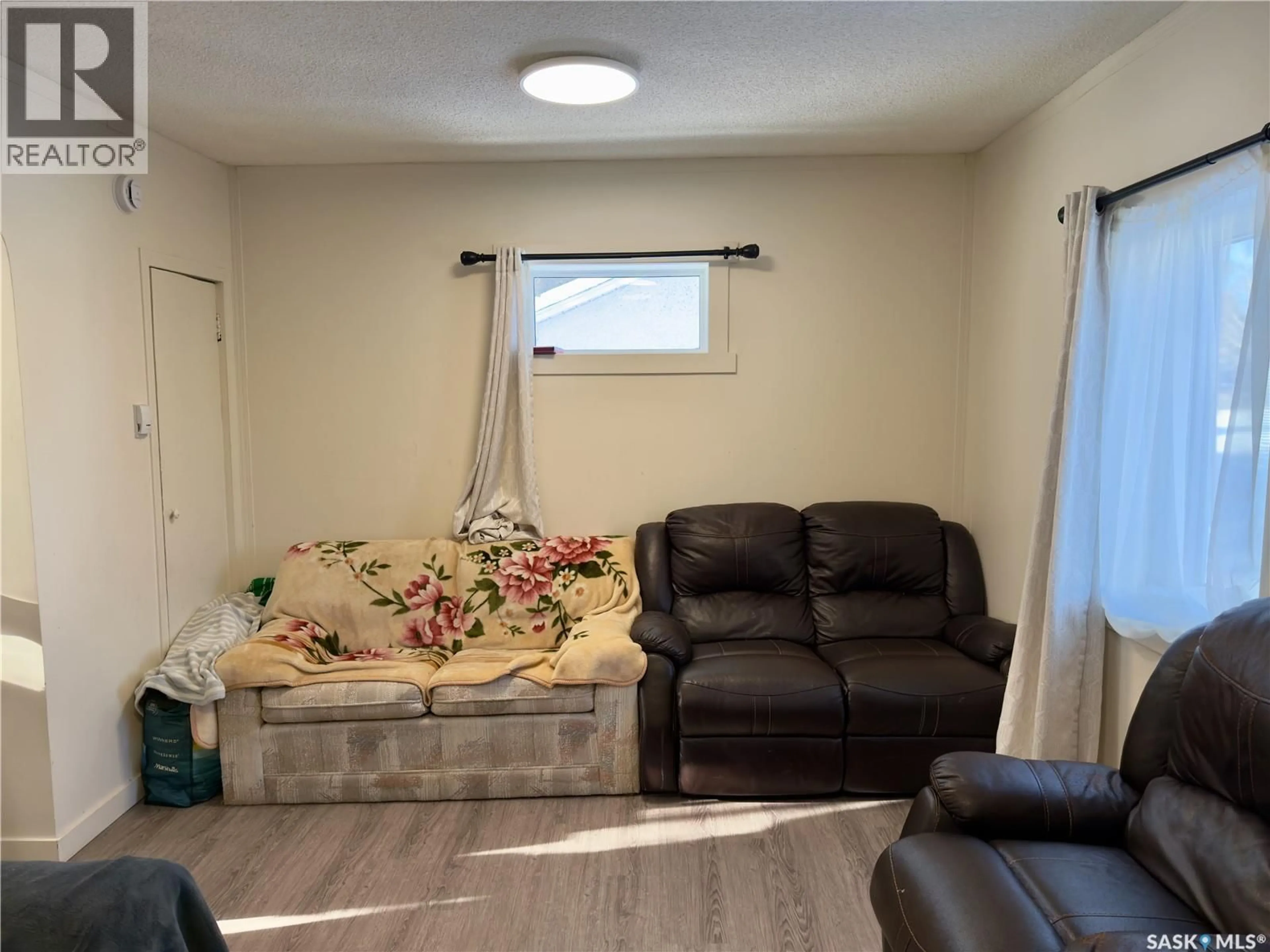A pic of a room for 849 2ND STREET, Prince Albert Saskatchewan S6V0G2