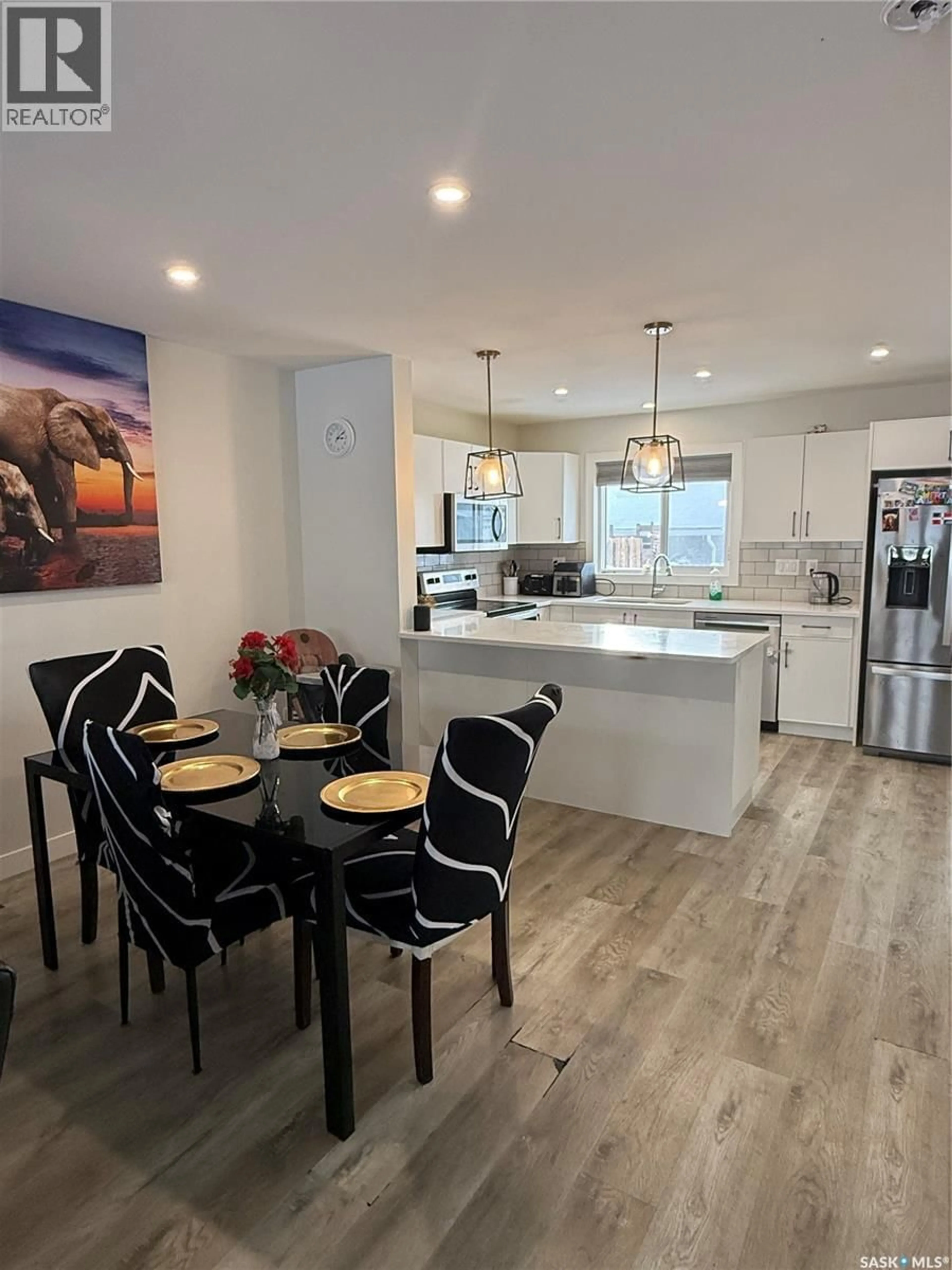 Open concept kitchen, unknown for 104 WESTFIELD ROAD, Saskatoon Saskatchewan S7V0Z8