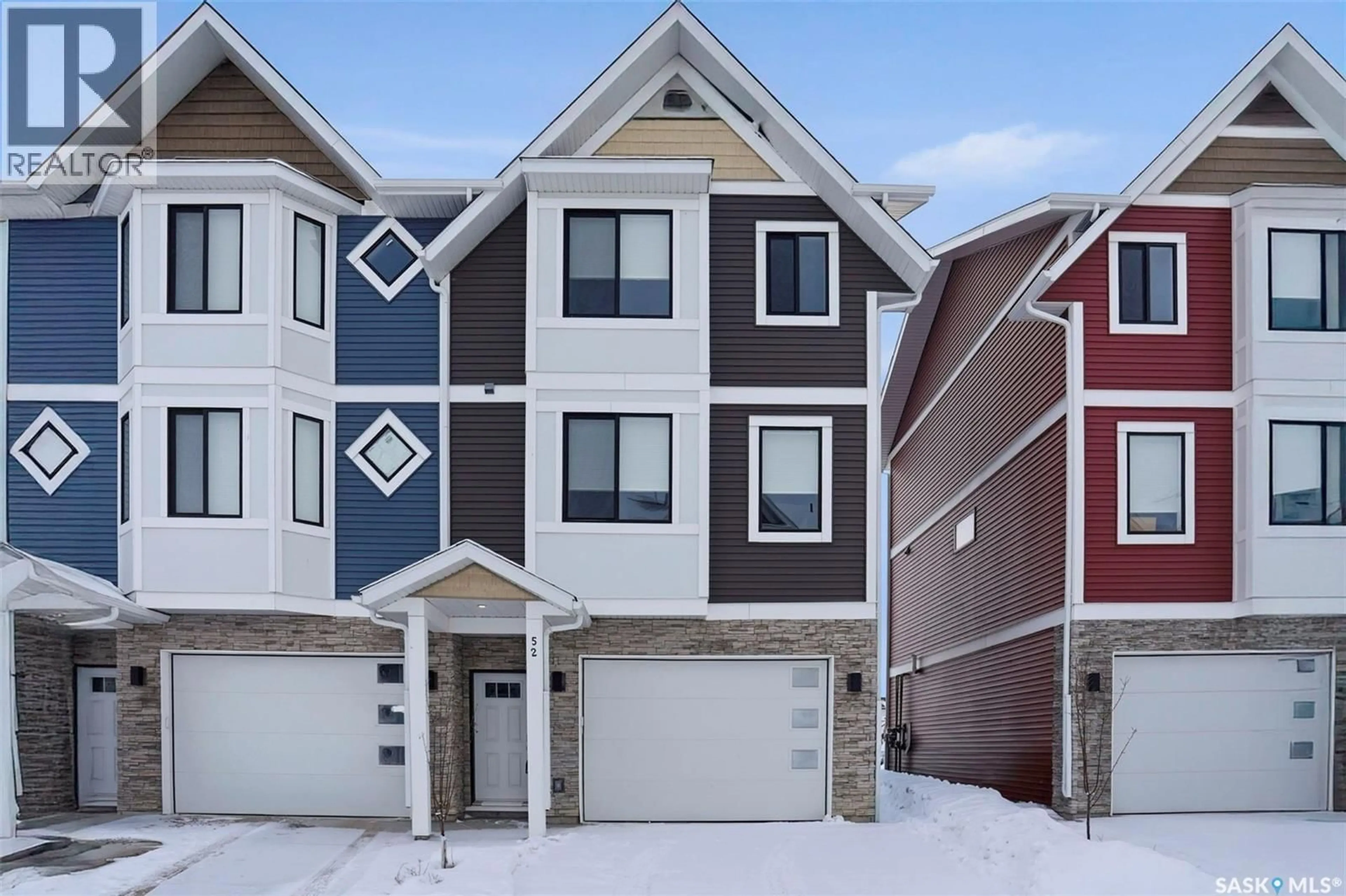 Home with vinyl exterior material, street for 900 - 52 ST ANDREWS LANE, Warman Saskatchewan S0K4S4