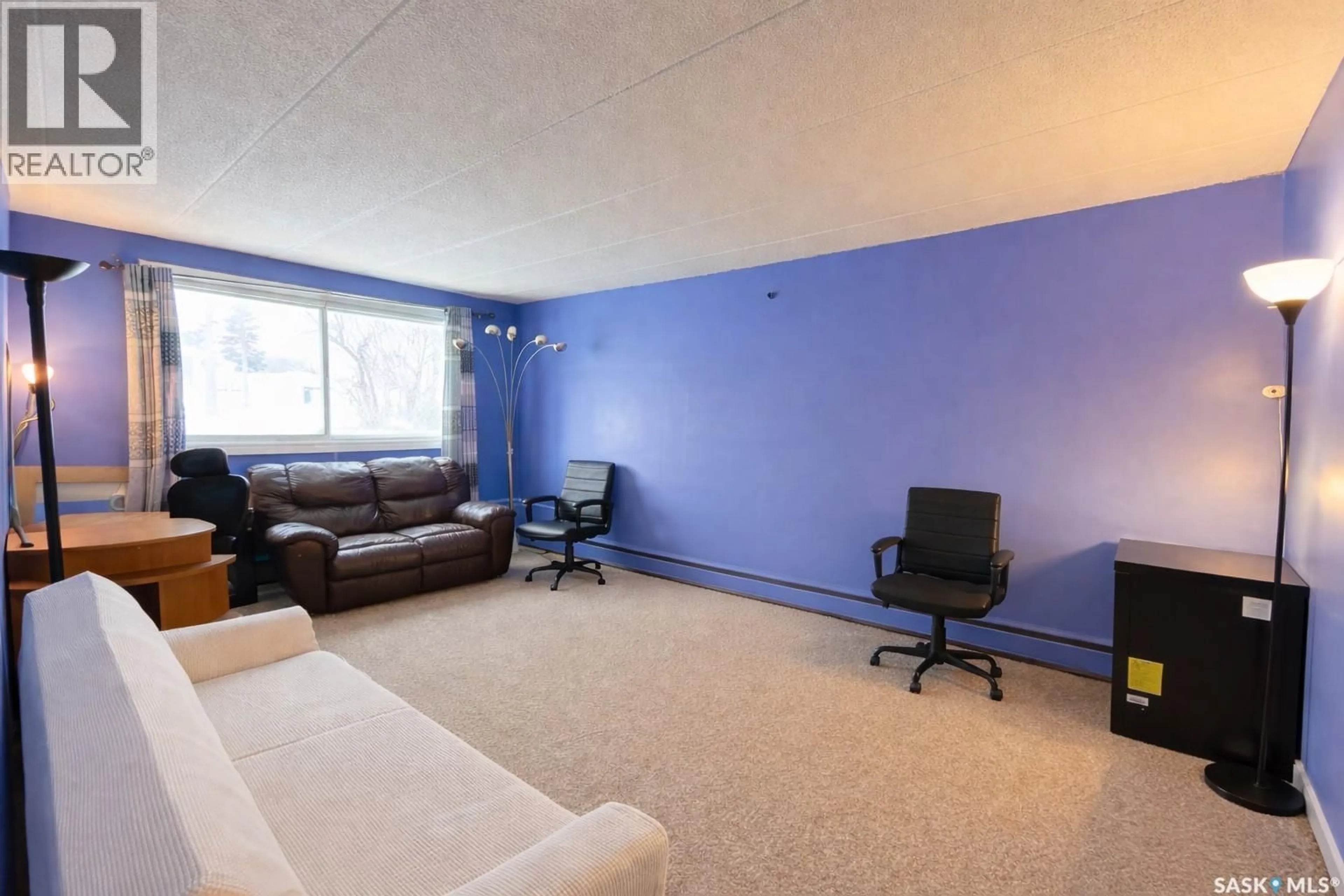 A pic of a room for N - 8 2620 5TH STREET, Regina Saskatchewan S4R5E5