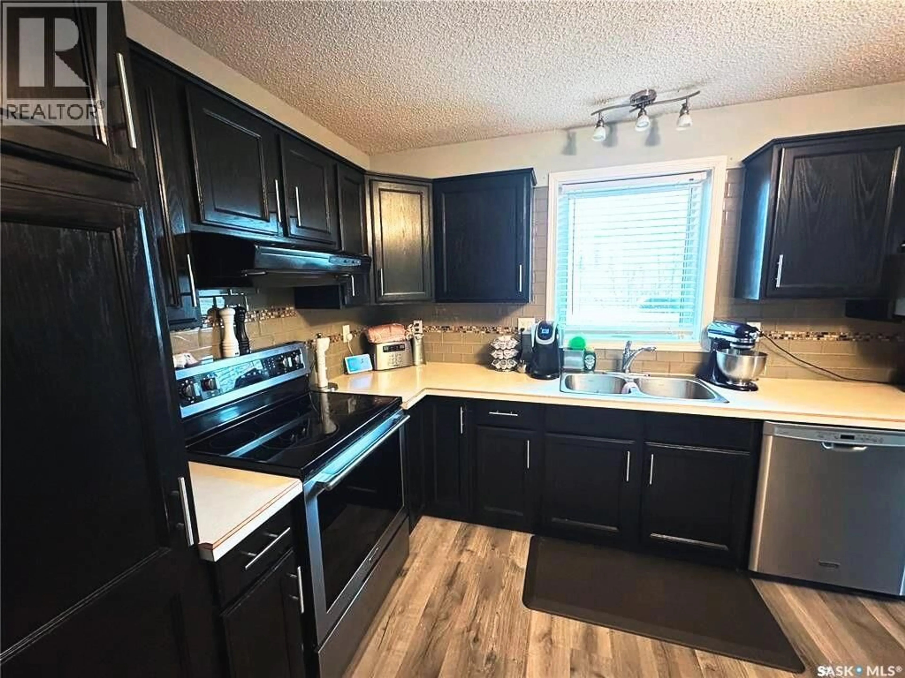 Unknown for 331 4TH STREET, Weyburn Rm No. 67 Saskatchewan S0C1X0