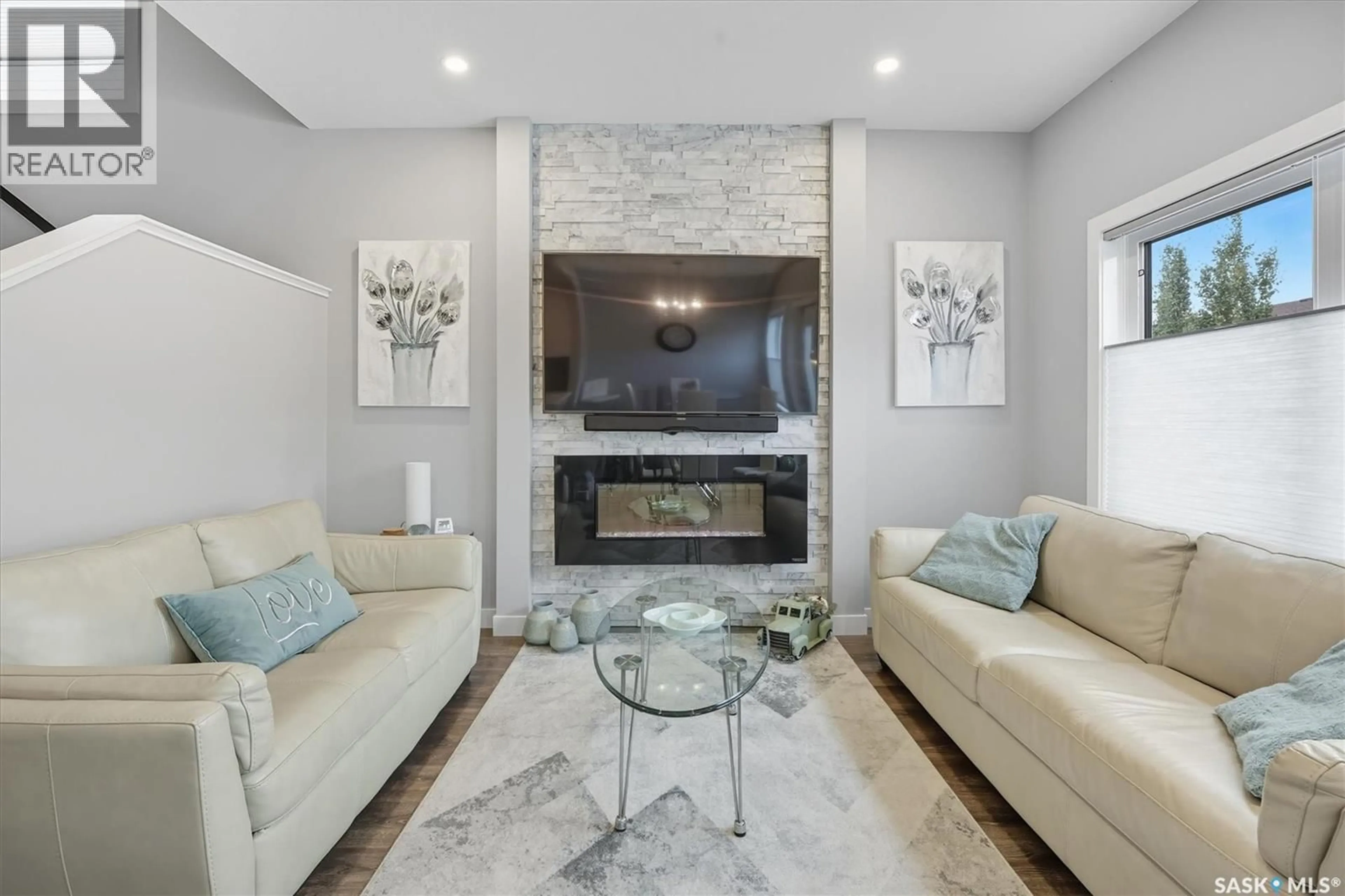 Living room with furniture, unknown for 242 BRIGHTON GATE, Saskatoon Saskatchewan S7V0R1