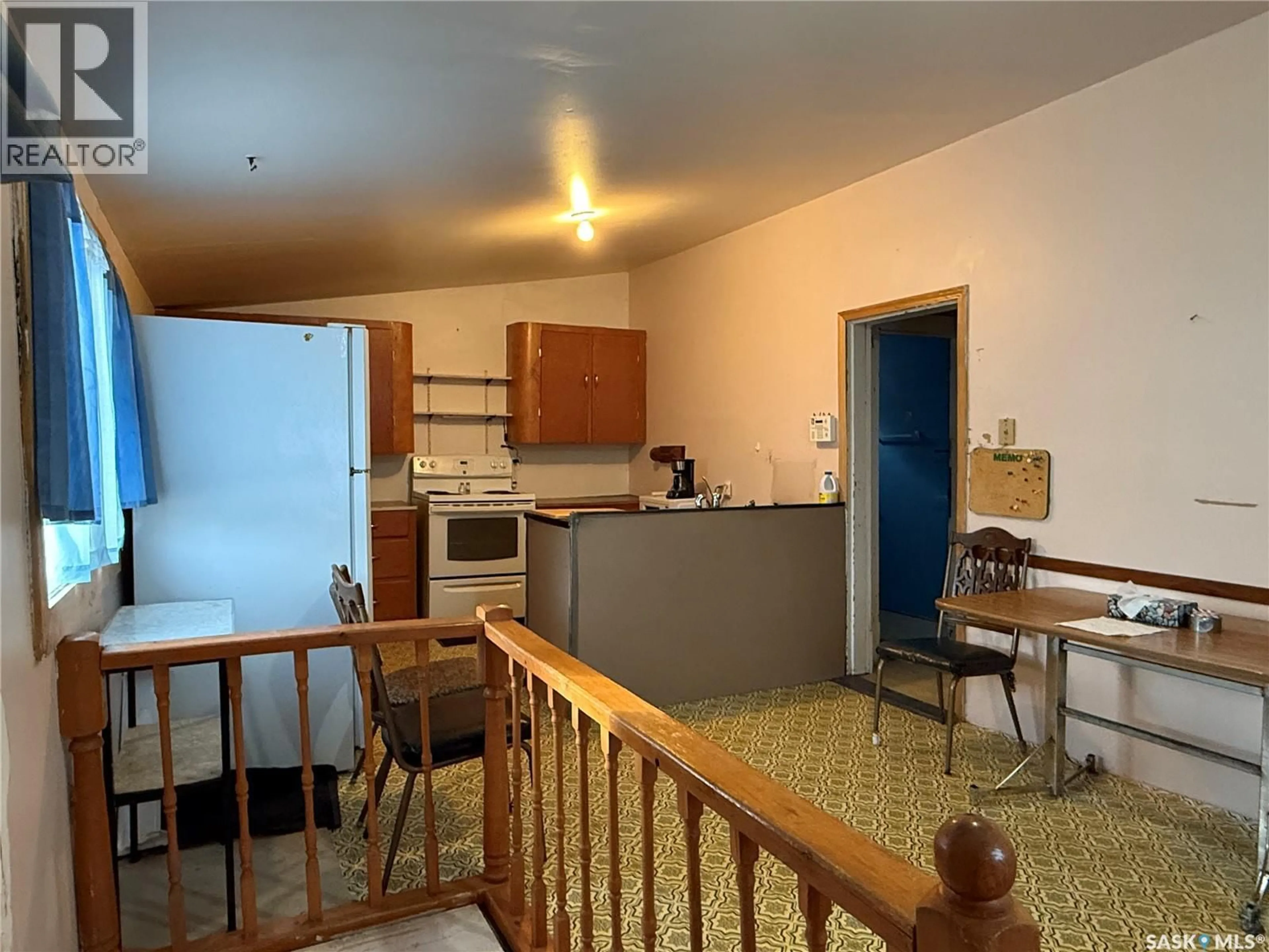 A pic of a room for 1035 CARLETON STREET, Moose Jaw Saskatchewan S6H3A3