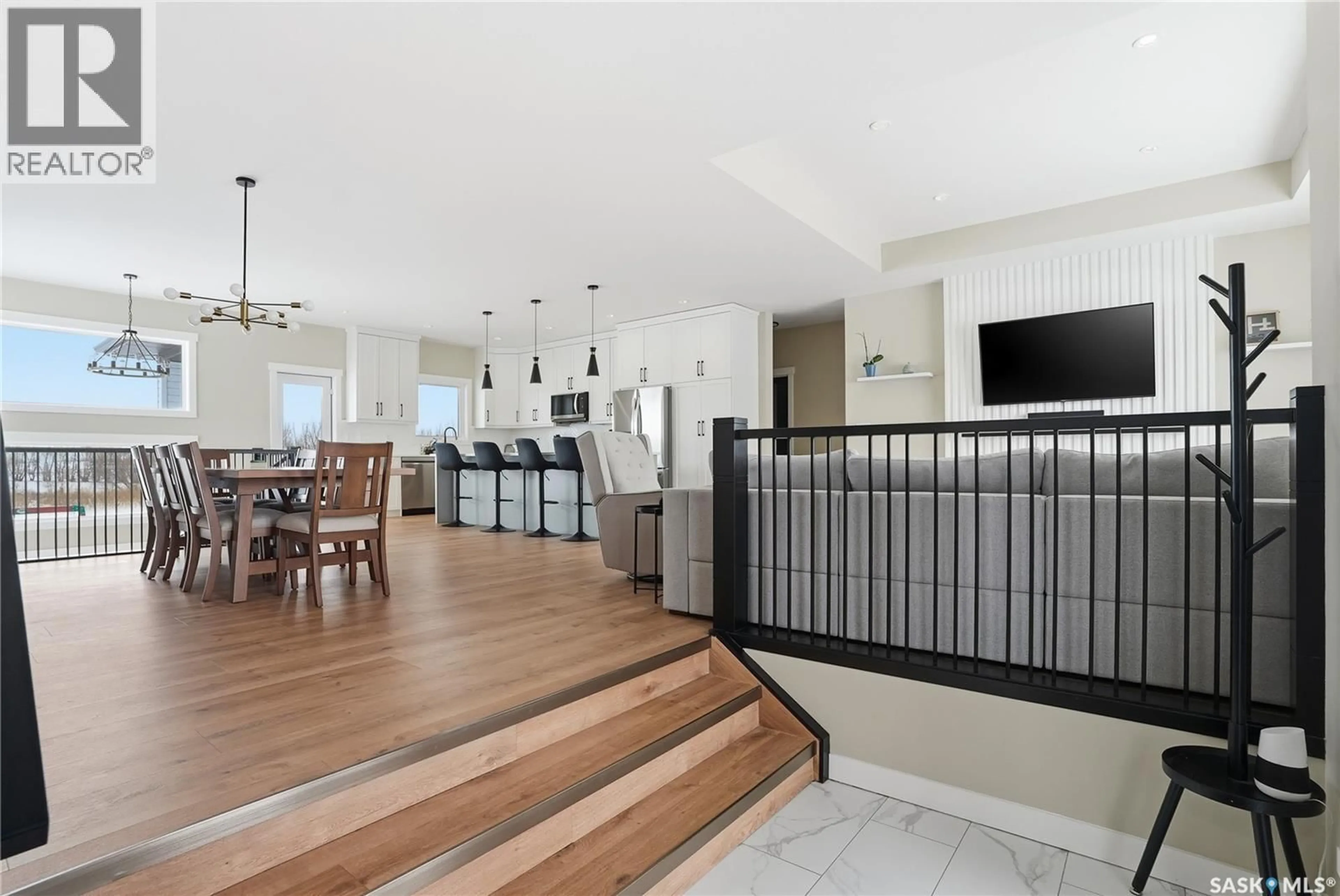 Open concept kitchen, unknown for 74 ANTELOPE ROAD, Dundurn Rm No. 314 Saskatchewan S7C0B6