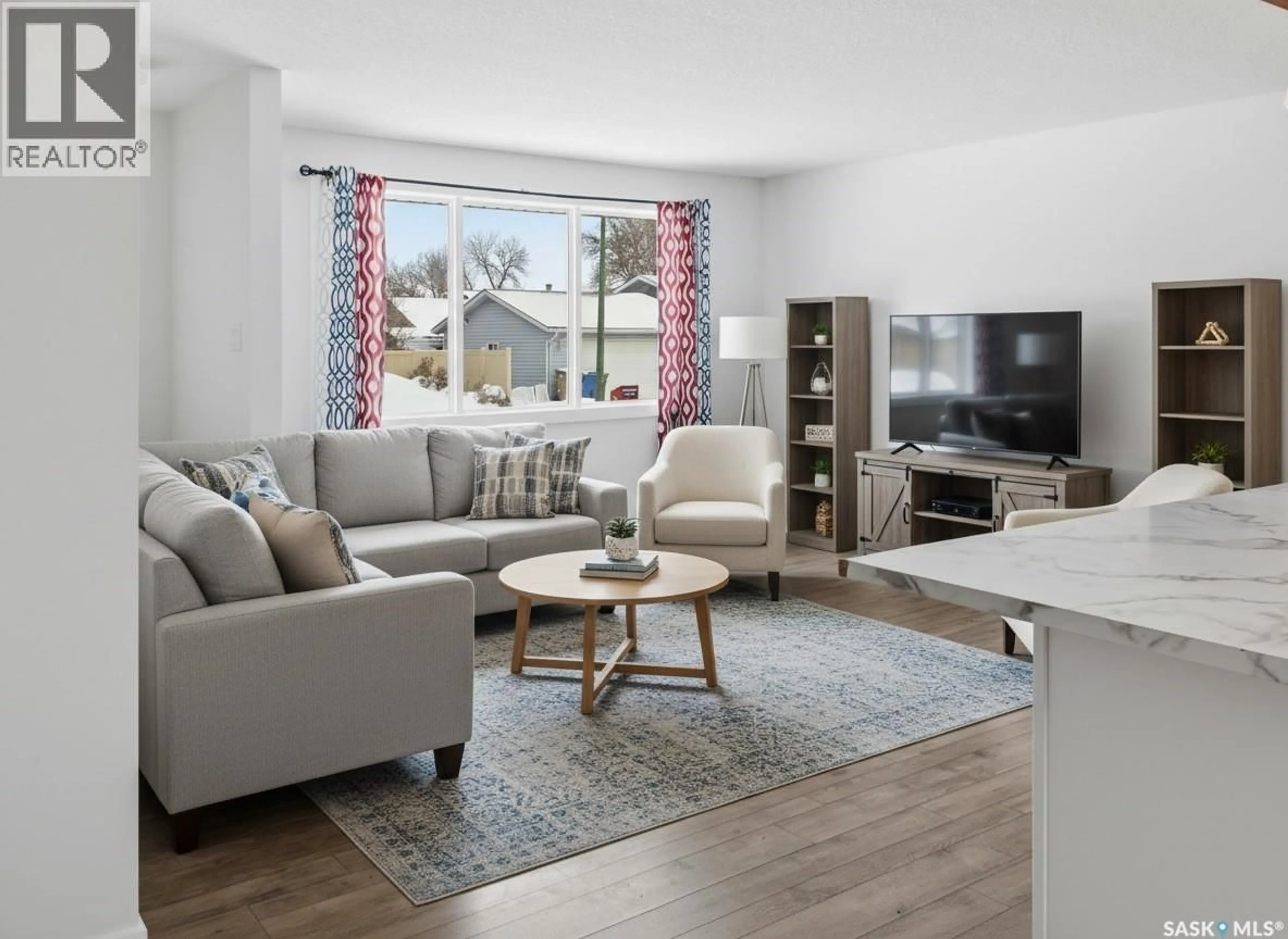 Living room with furniture, unknown for 158 BENTLEY DRIVE, Regina Saskatchewan S4N4S6