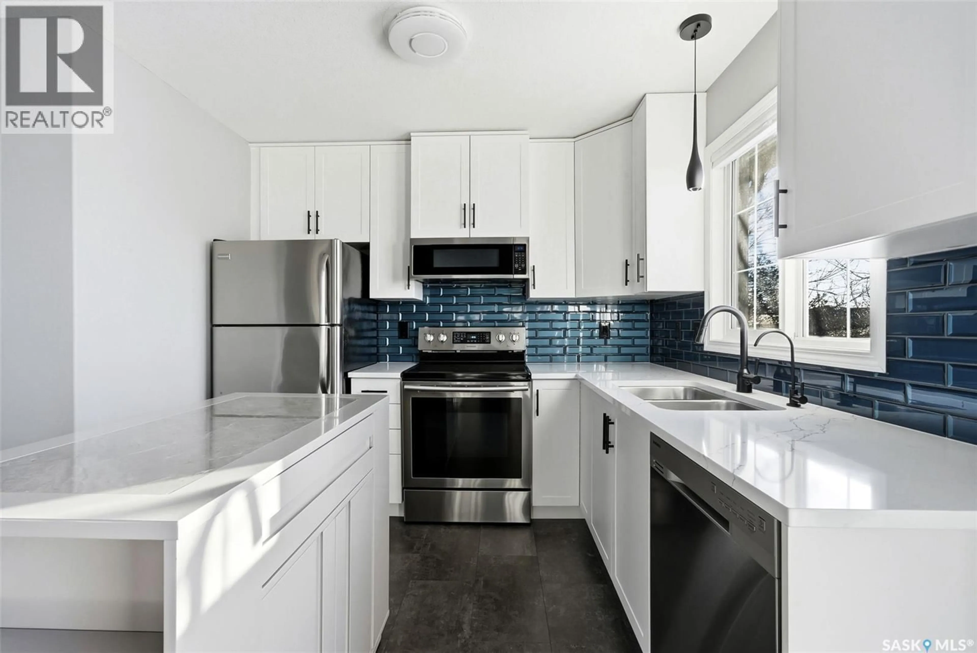 Contemporary kitchen, ceramic/tile floor for E - 3826 CORMORANT DRIVE, Regina Saskatchewan S4N7R8