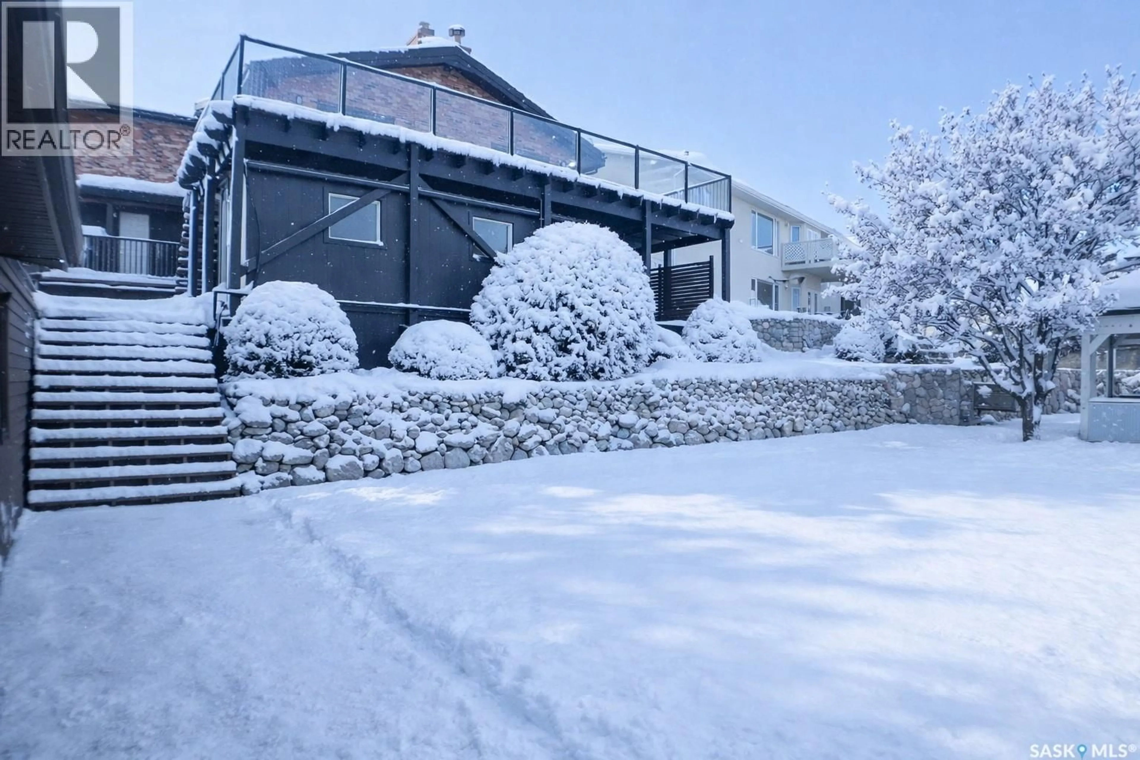 A pic from outside/outdoor area/front of a property/back of a property/a pic from drone, unknown for 6 1ST AVENUE, Battleford Saskatchewan S0M0E0