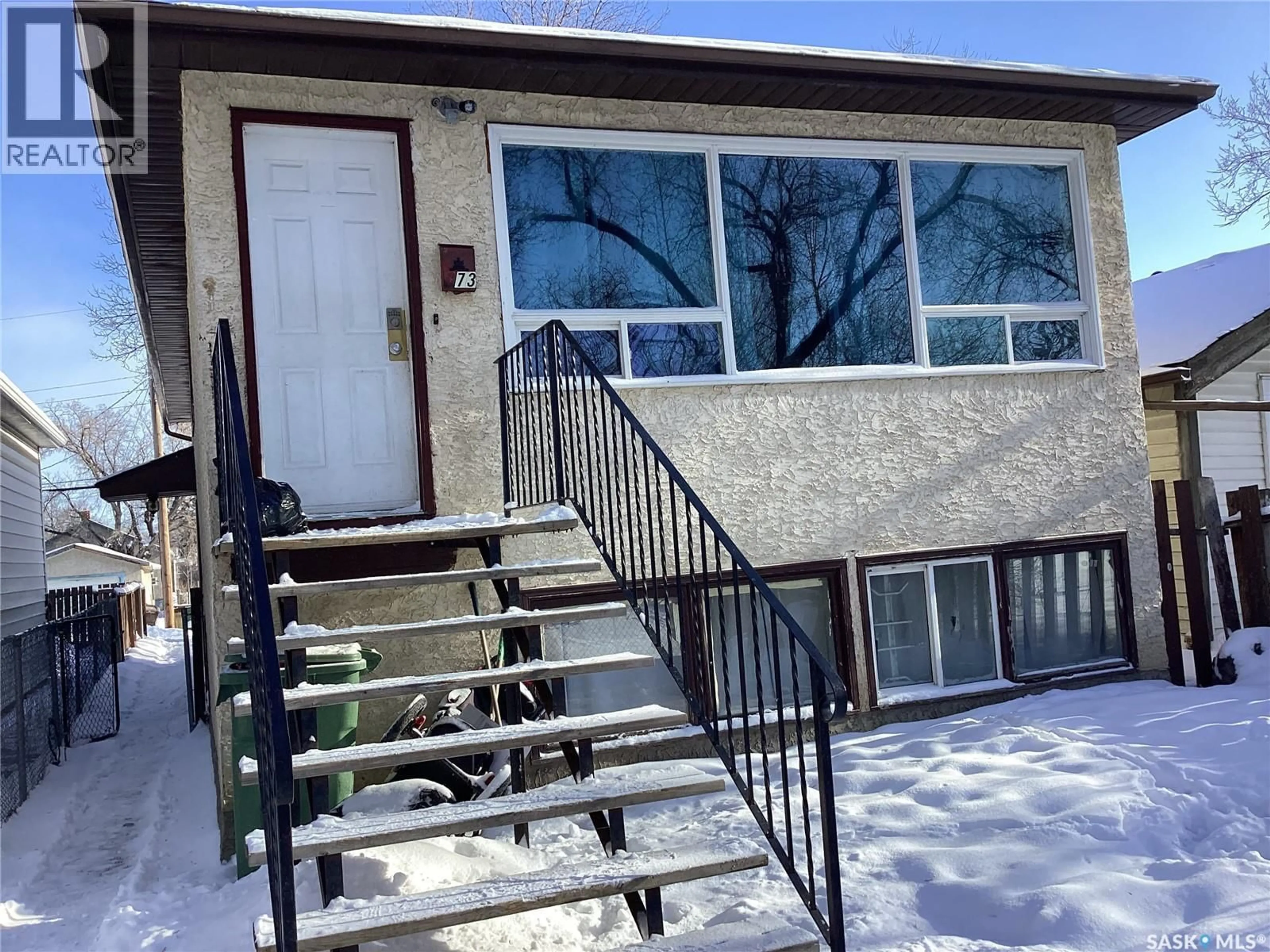 Home with vinyl exterior material, street for 973 ARGYLE STREET, Regina Saskatchewan S4T3R2