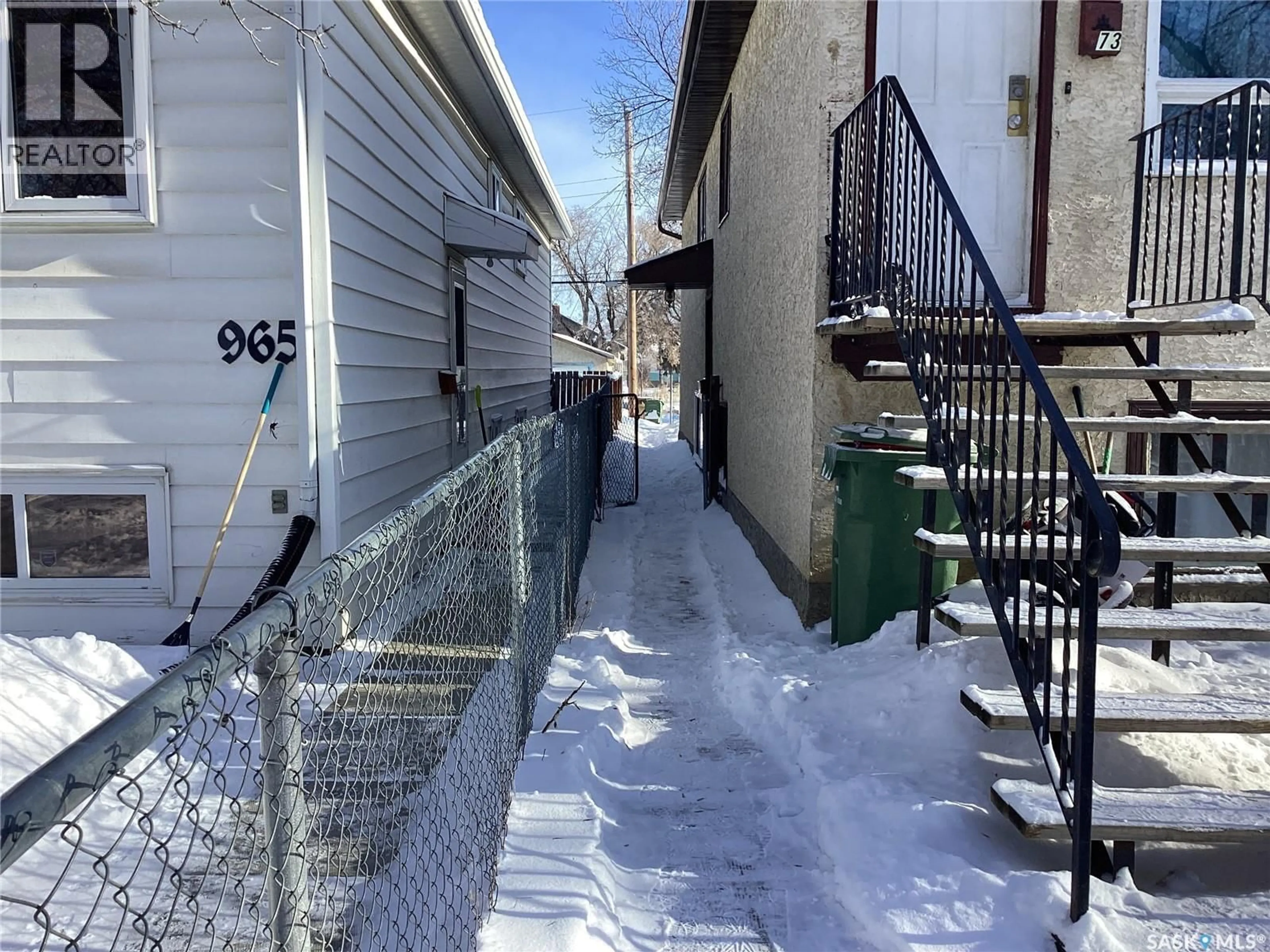 Patio, street for 973 ARGYLE STREET, Regina Saskatchewan S4T3R2