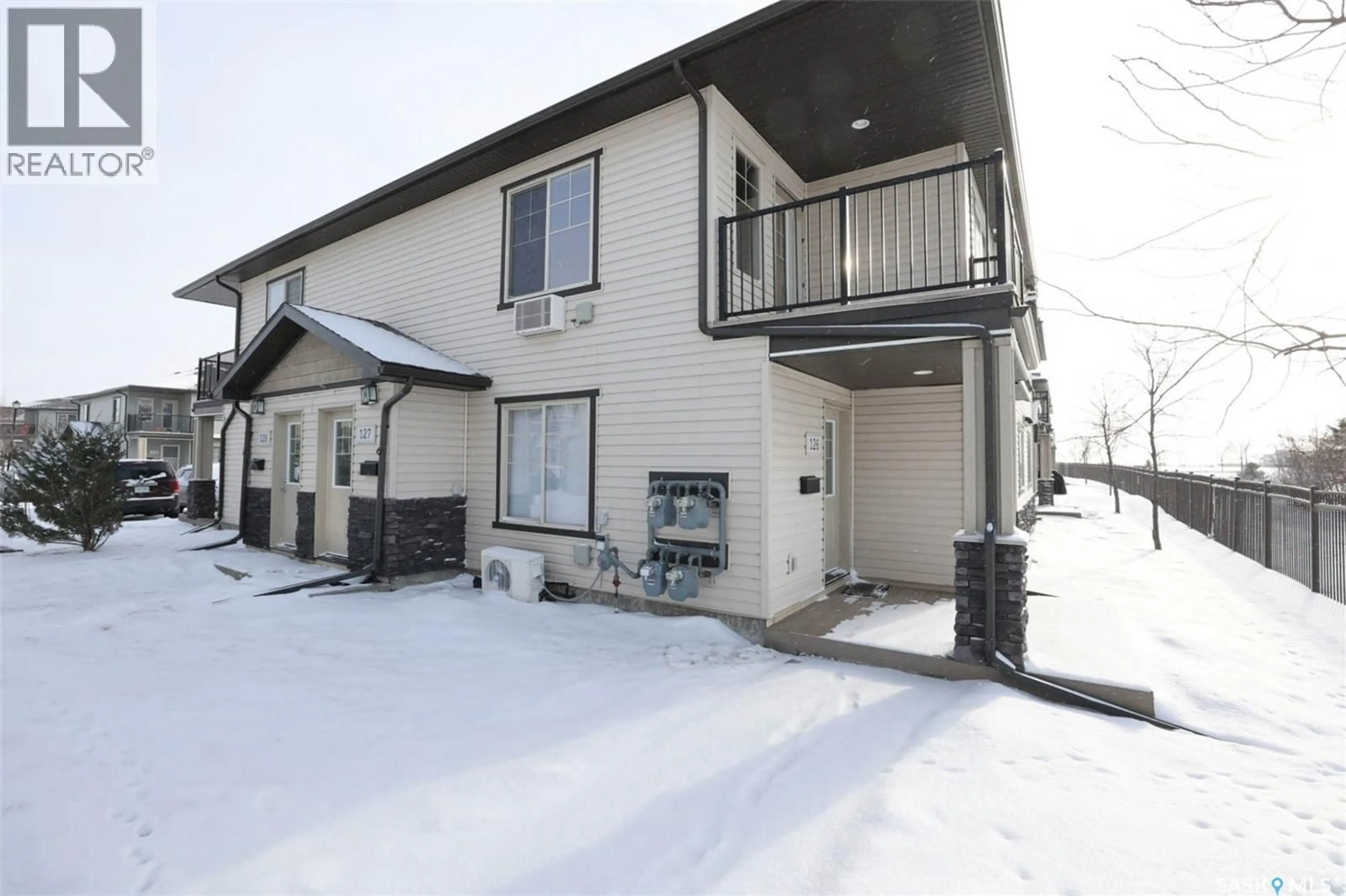 Patio, unknown for 127 5059 JAMES HILL ROAD, Regina Saskatchewan S4W0B9