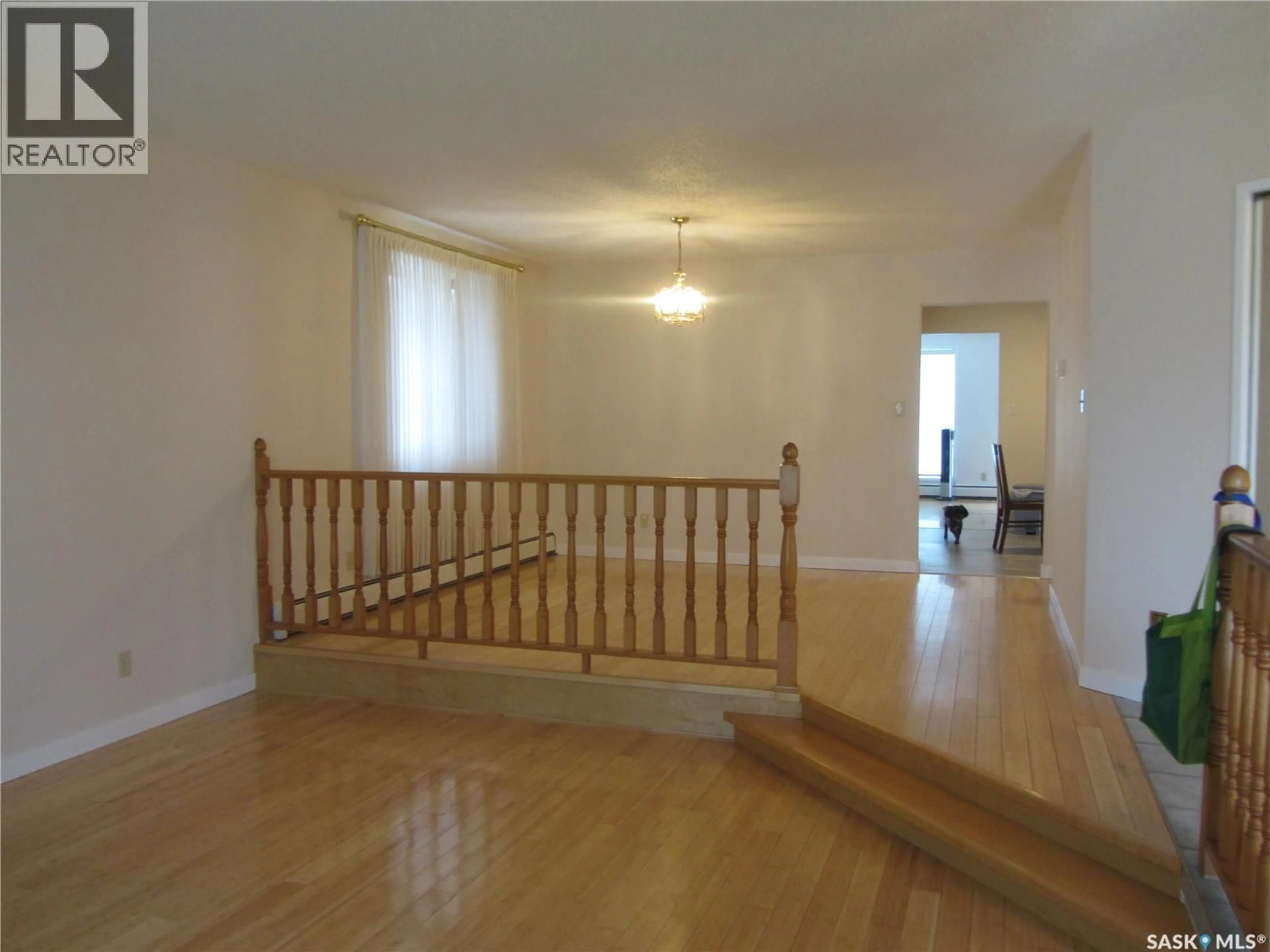 Unknown for 542 CHRISTOPHER LANE, Saskatoon Saskatchewan S7J3S5