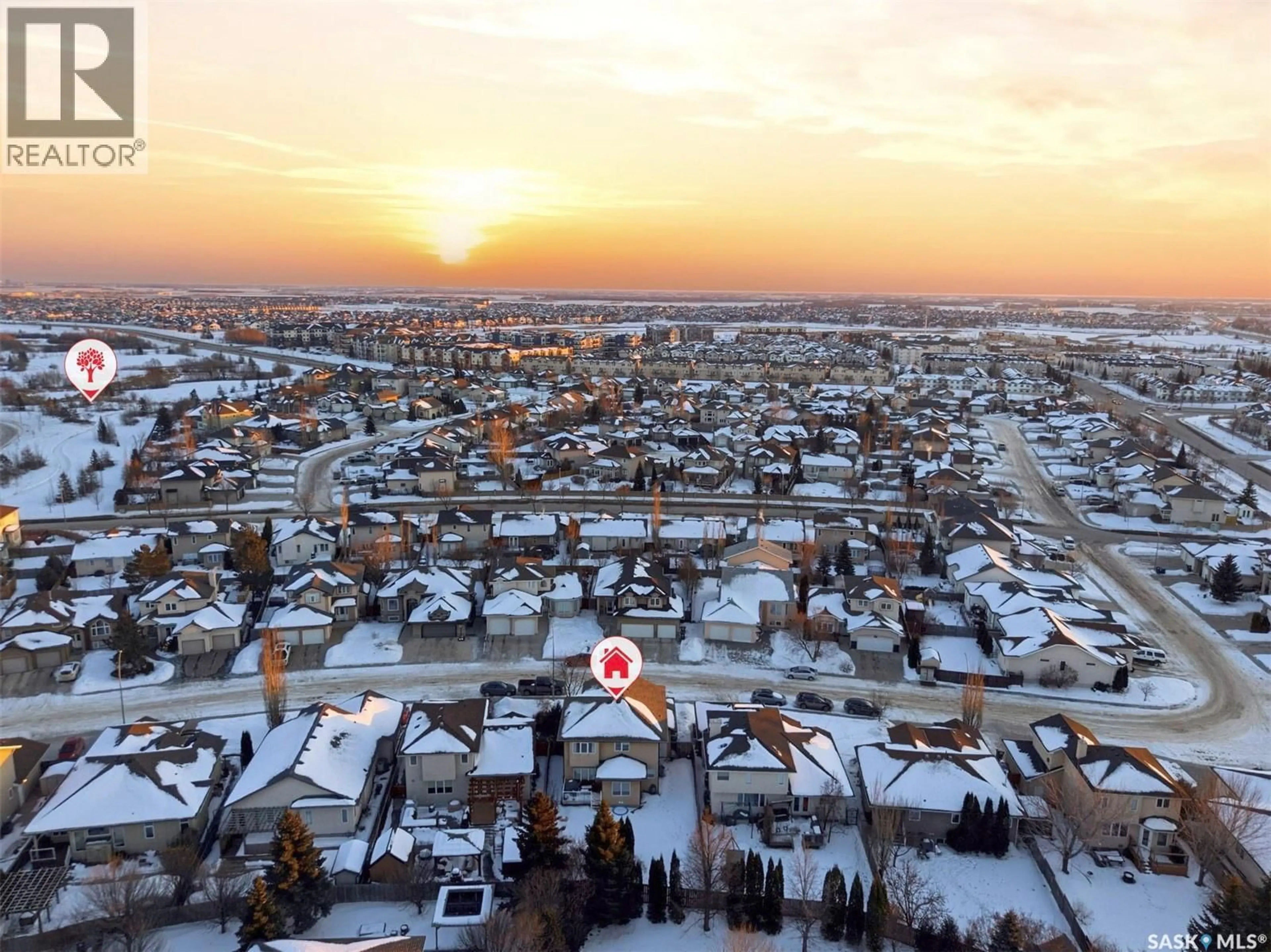 A pic from outside/outdoor area/front of a property/back of a property/a pic from drone, unknown for 218 BROOKSHIRE CRESCENT, Saskatoon Saskatchewan S7V1H1