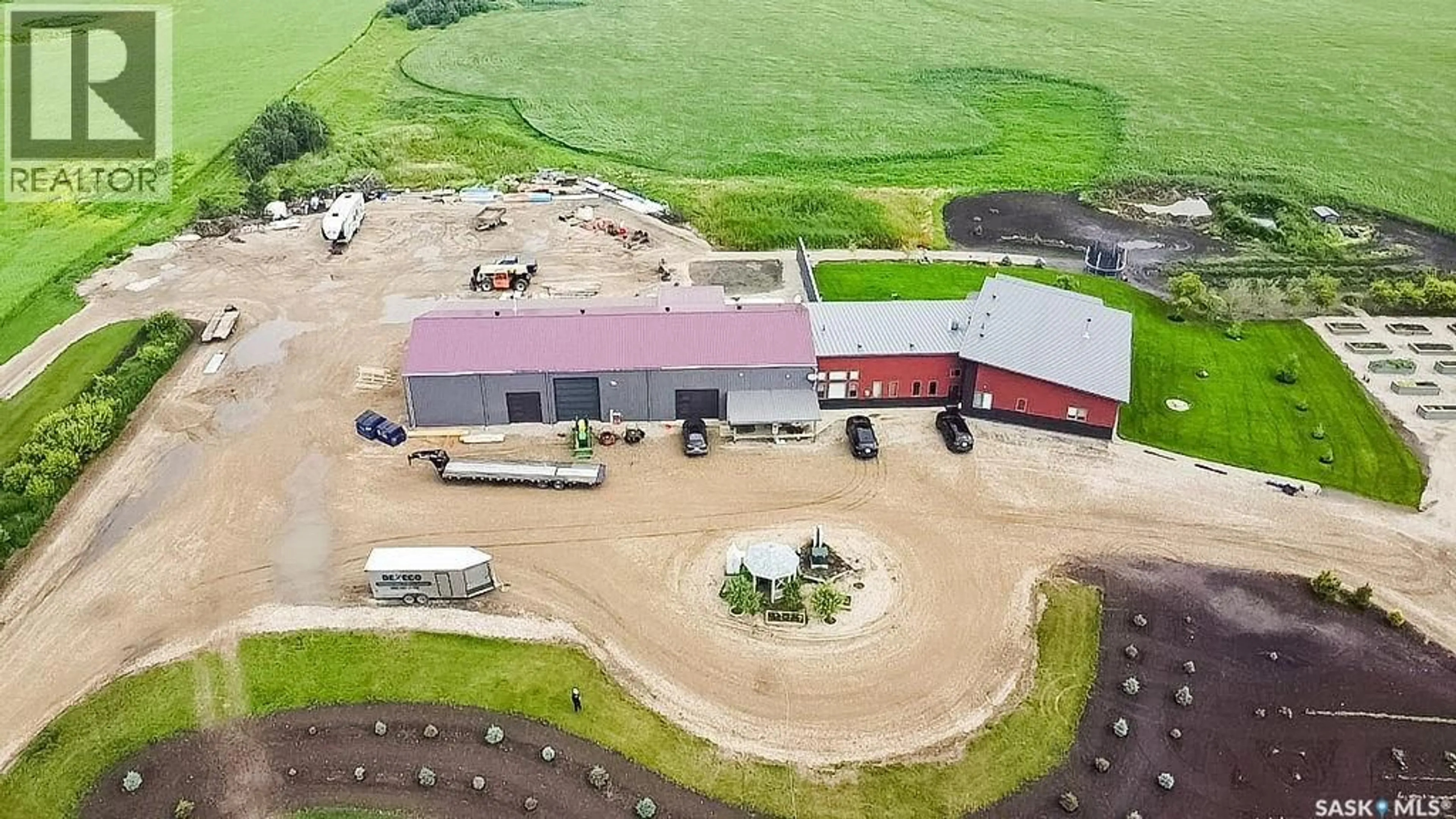 A pic from outside/outdoor area/front of a property/back of a property/a pic from drone, building for COTE ACREAGE, Benson Rm No. 35 Saskatchewan S4A2X8