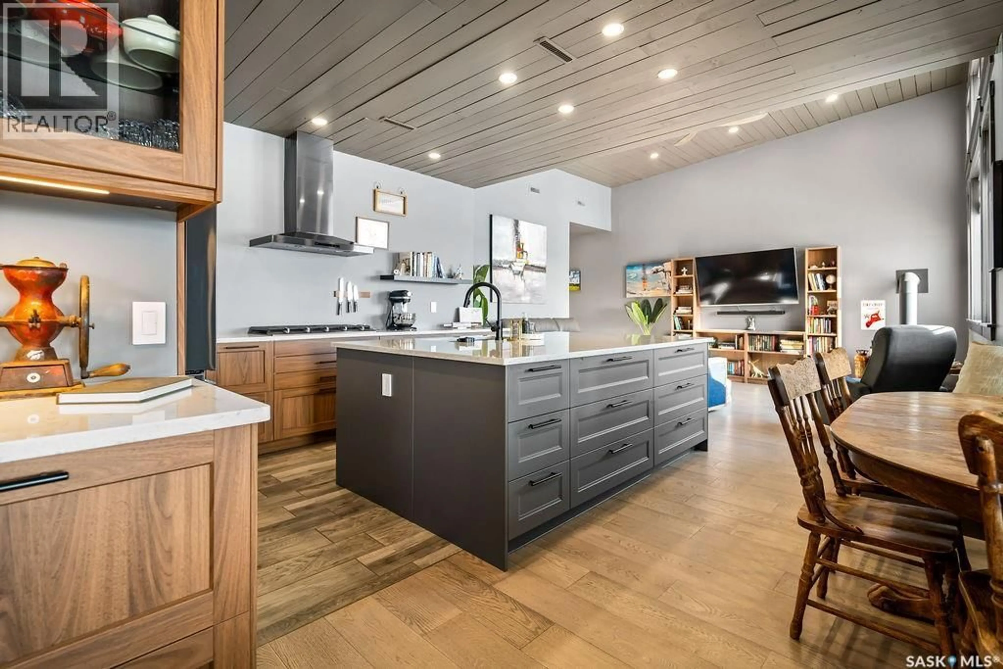 Open concept kitchen, unknown for COTE ACREAGE, Benson Rm No. 35 Saskatchewan S4A2X8